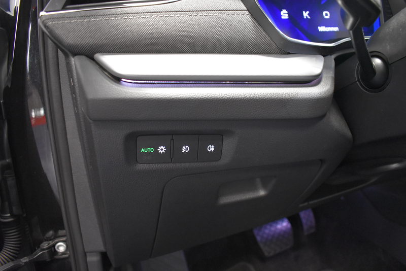 Skoda Octavia 2,0 TDI Aut. Style Navi LED 1-Hand AHK — photo 11