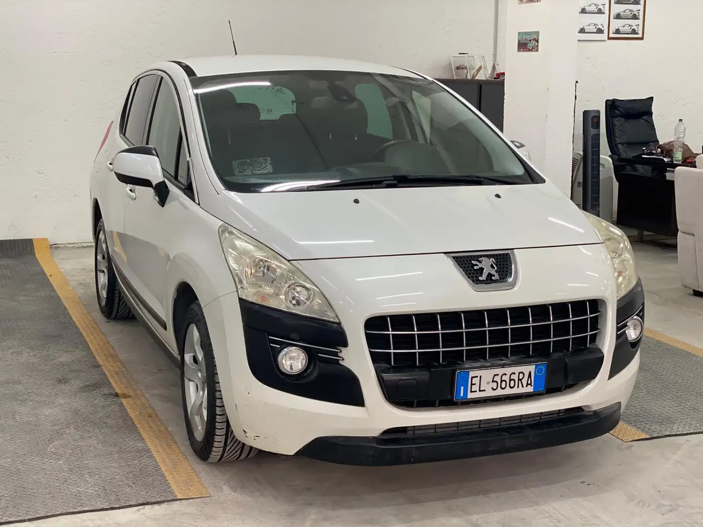 Peugeot 3008 HDi 112CV Business 82KW - 2