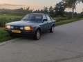 Ford Taunus 2L Niebieski - thumbnail 1