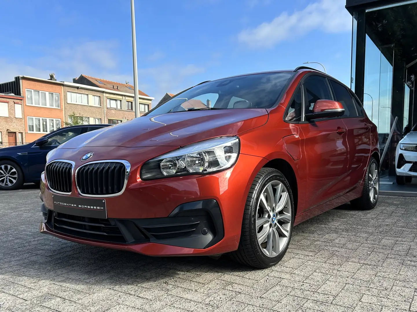 BMW 225 Active Tourer 225xeA Plug-In Hybrid iPerformance Rojo - 2