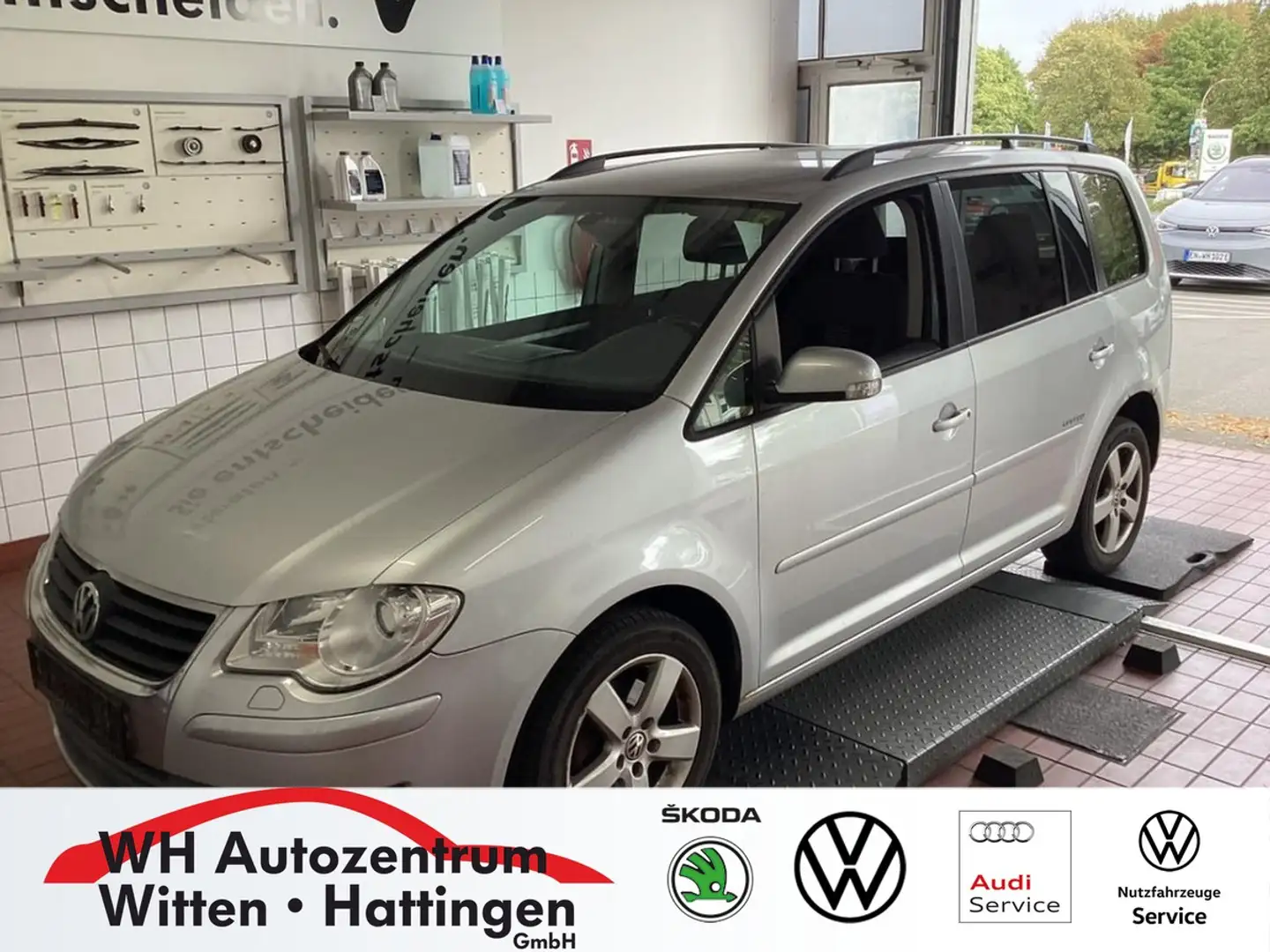 Volkswagen Touran 2.0 EcoFuel United CLIMATRONIC EINPARKHILFE NAVI Argent - 1