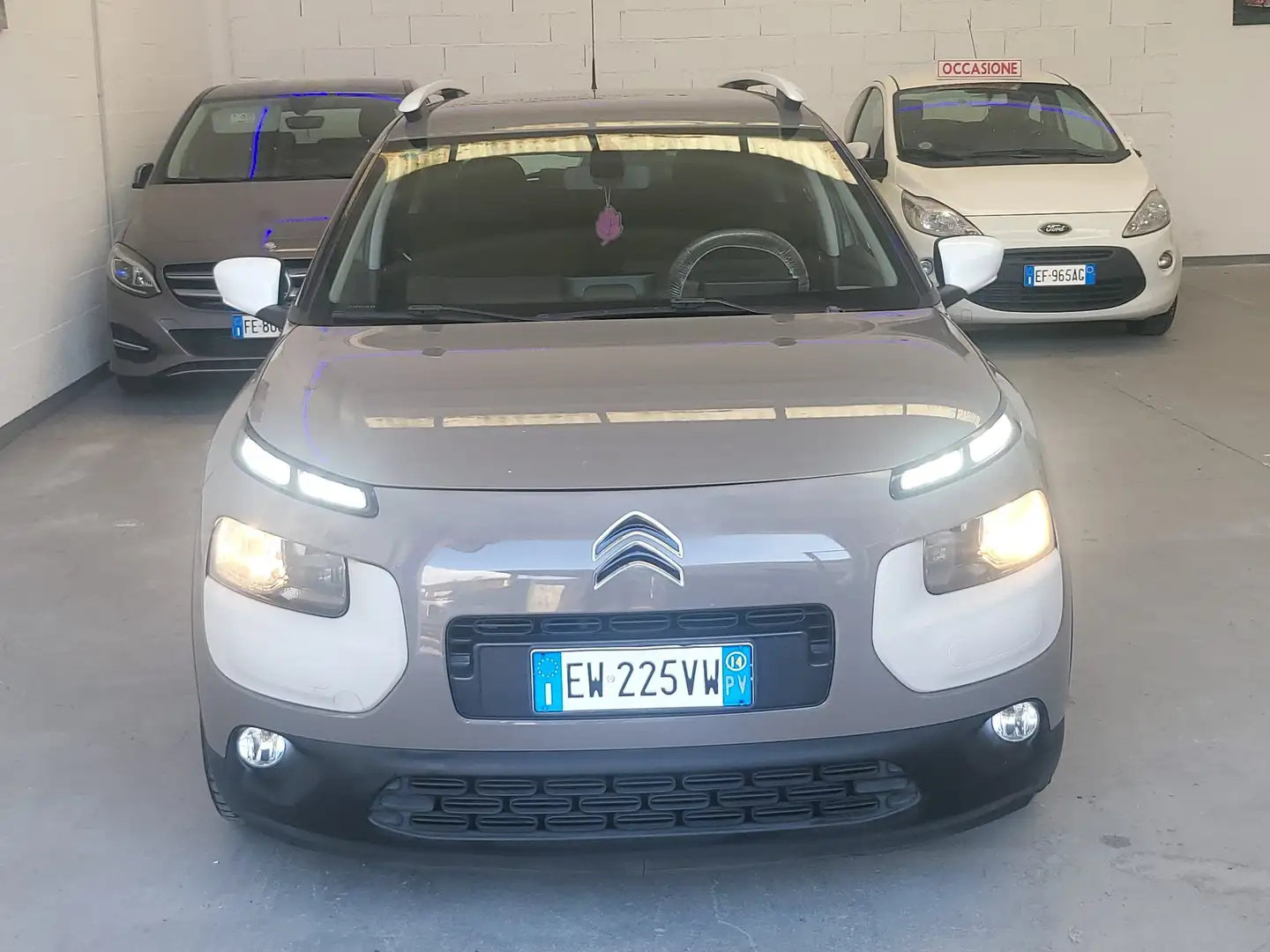 Citroen C4 Cactus Beige - 1