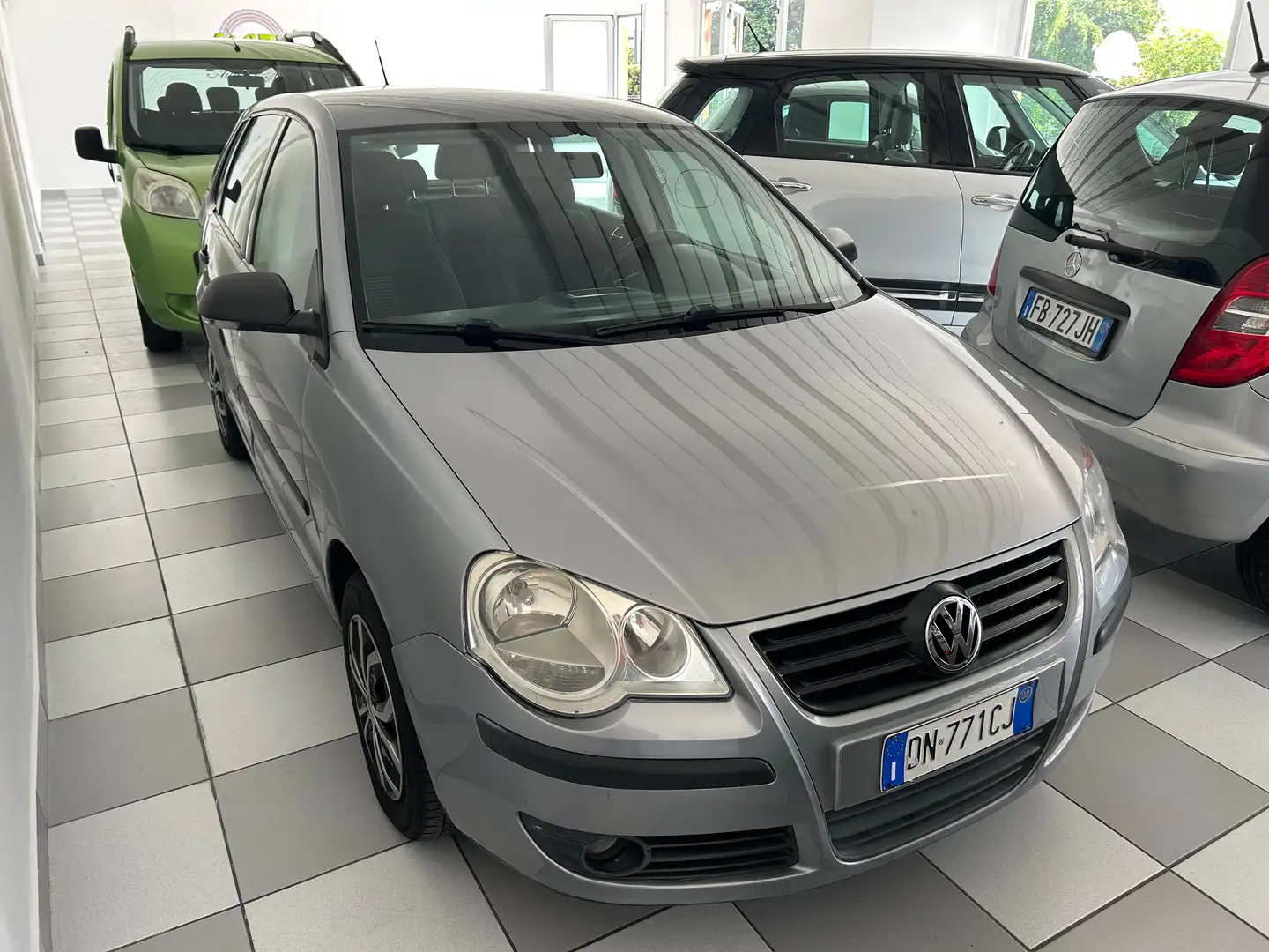 Volkswagen Polo 5p 1.2 United 60cv Grigio - 1