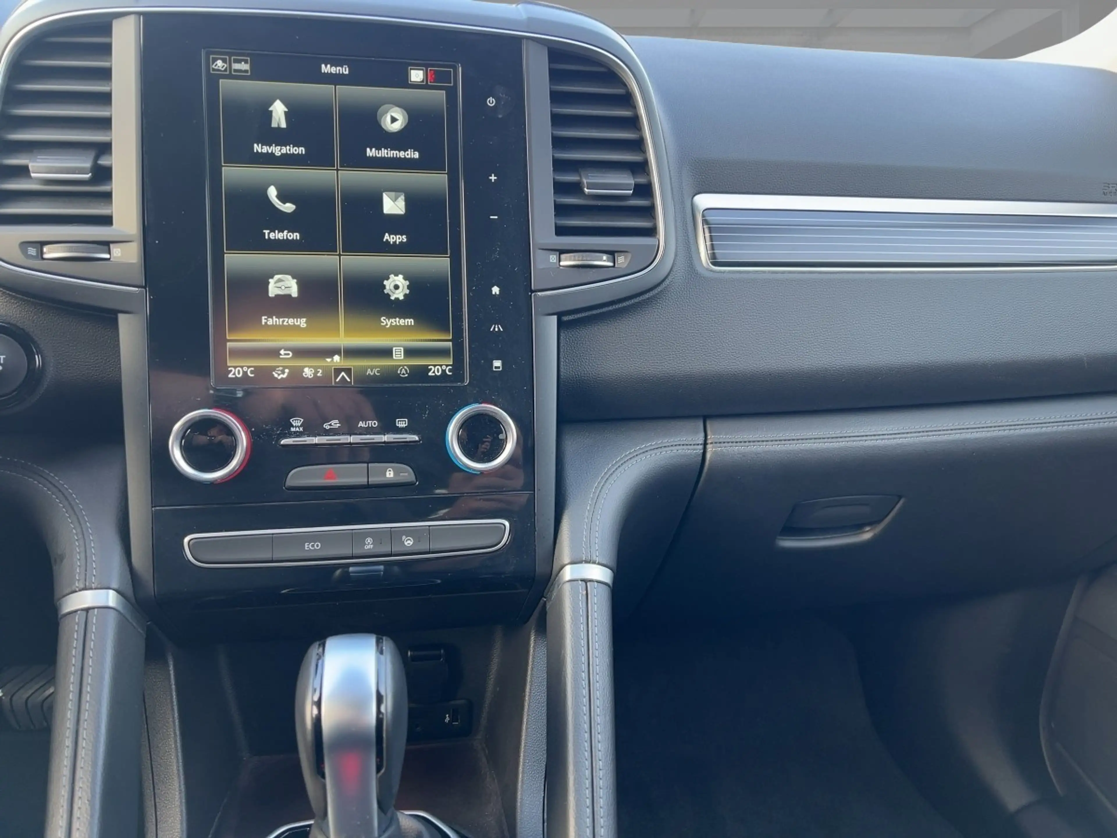 Renault Koleos TECHNO TCe 160 EDC SELBSTPARKEND — photo 12