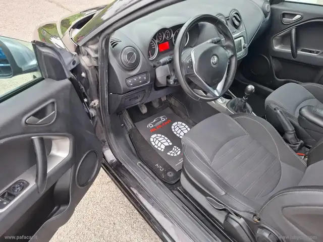 Alfa Romeo MiTo view 7