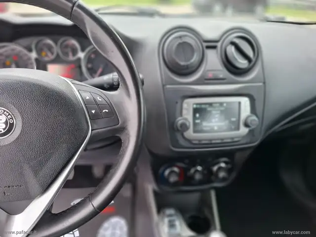 Alfa Romeo MiTo view 12