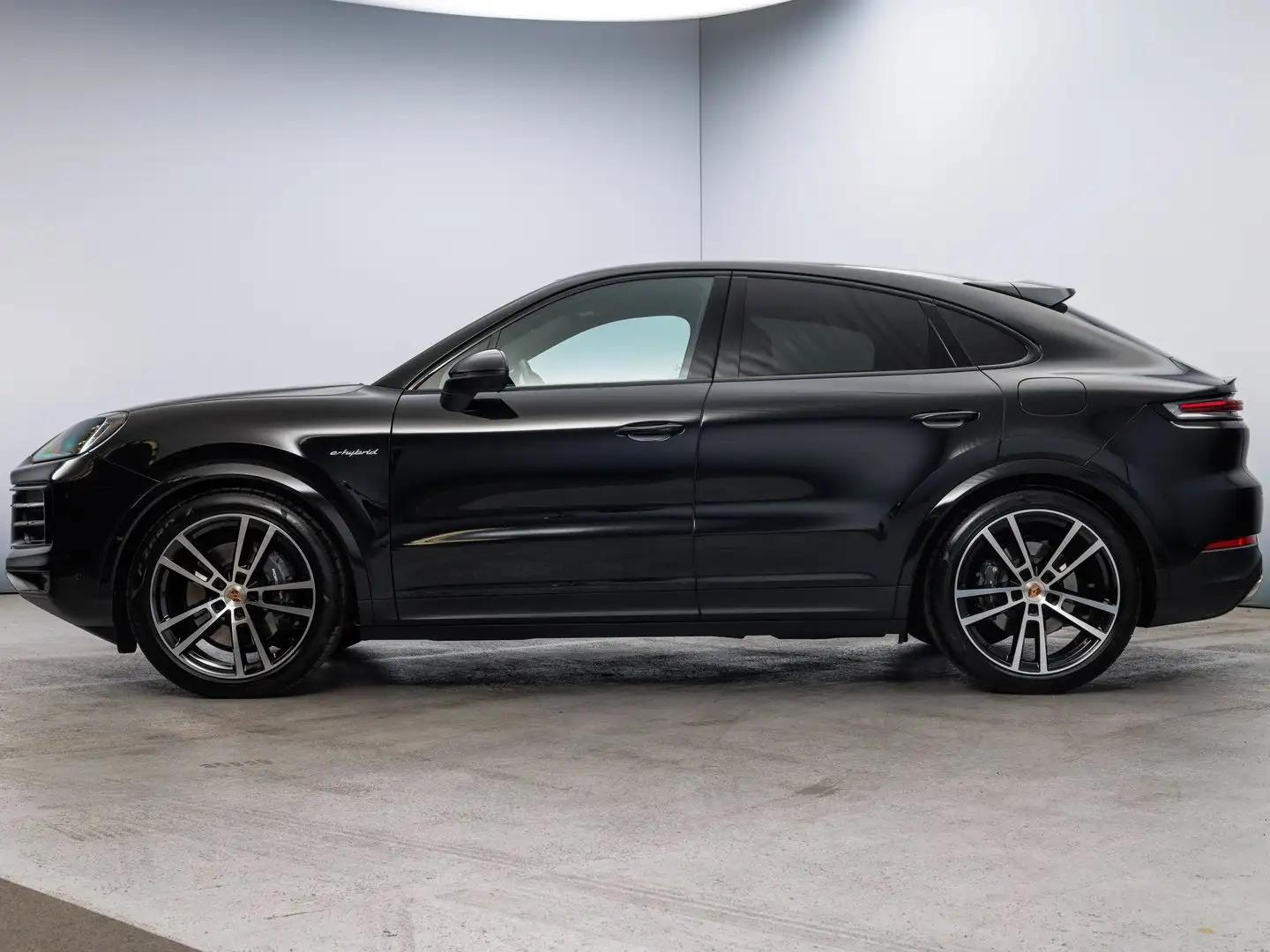Porsche Cayenne E-Hybrid Coupé Schwarz - 2
