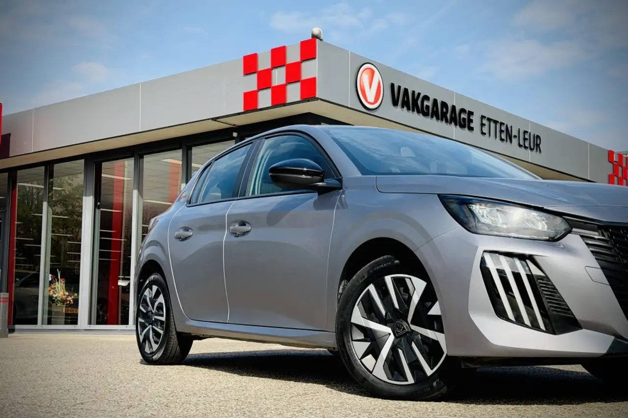 Peugeot 208 Hybrid e-DCS6 Style 3