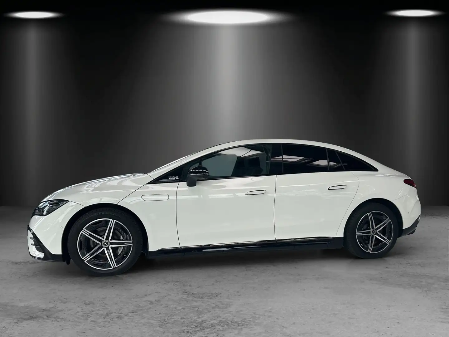 Mercedes-Benz EQE 350 EQE350 AMG Prem HYPER Masage AIRMATIC 10°HAL AHK Blanc - 2