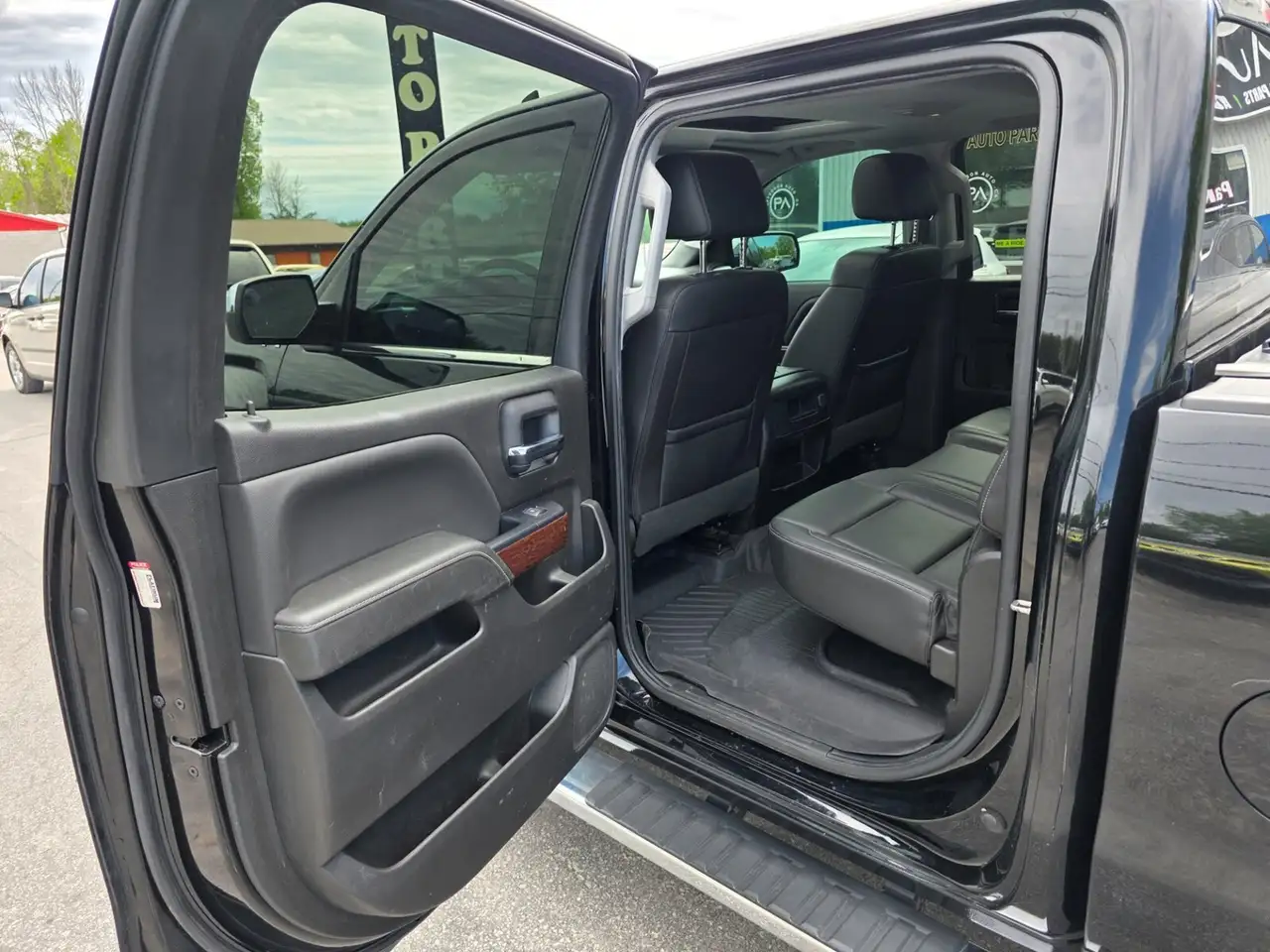 GMC Sierra 1500 photo GMC Sierra 1500