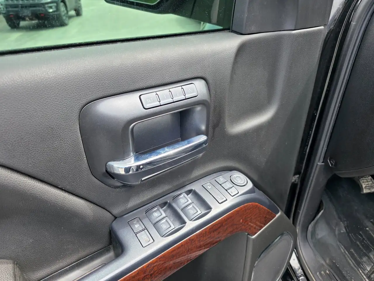 GMC Sierra 1500 photo GMC Sierra 1500