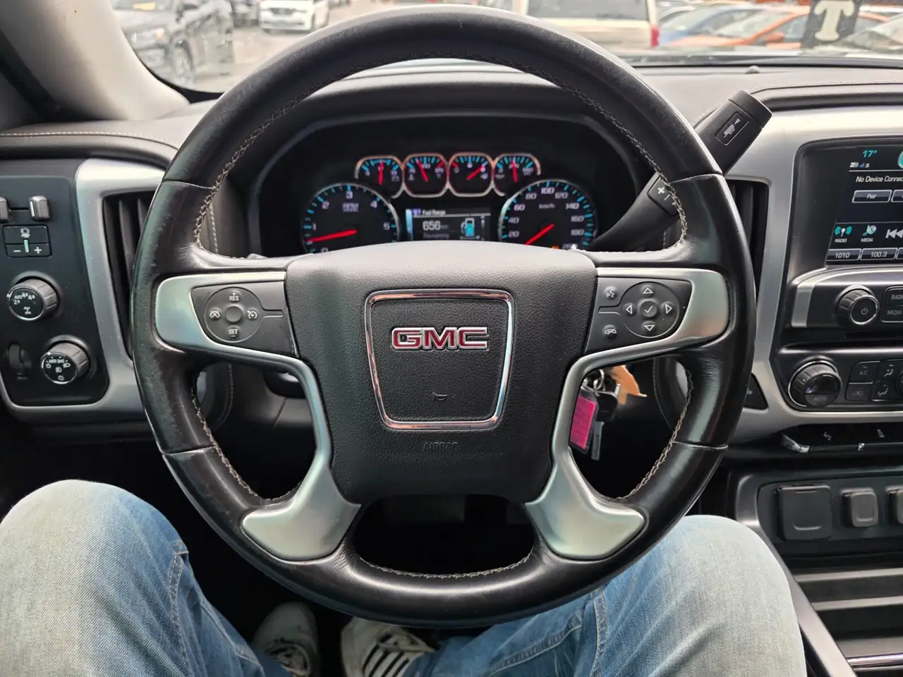 GMC Sierra 1500 photo GMC Sierra 1500