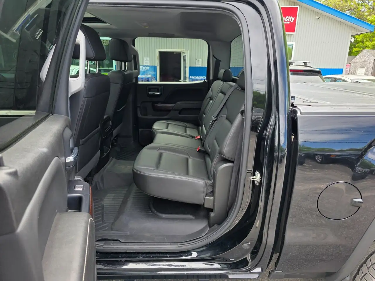 GMC Sierra 1500 photo GMC Sierra 1500