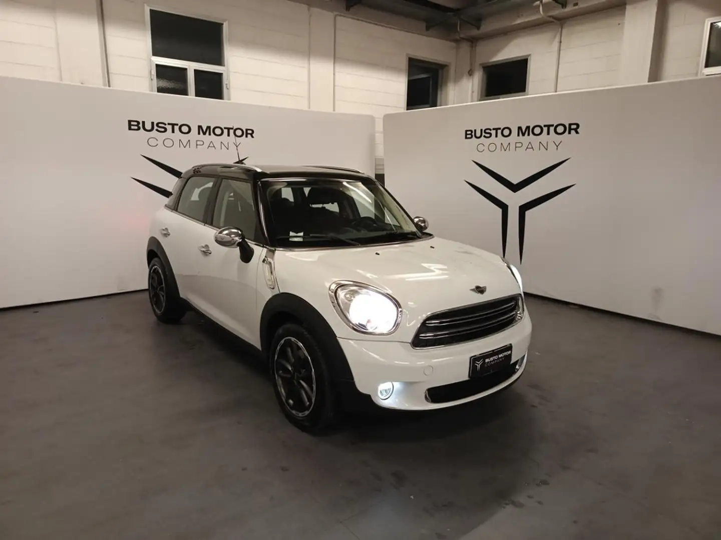 MINI Cooper D Countryman Mini Bianco - 1