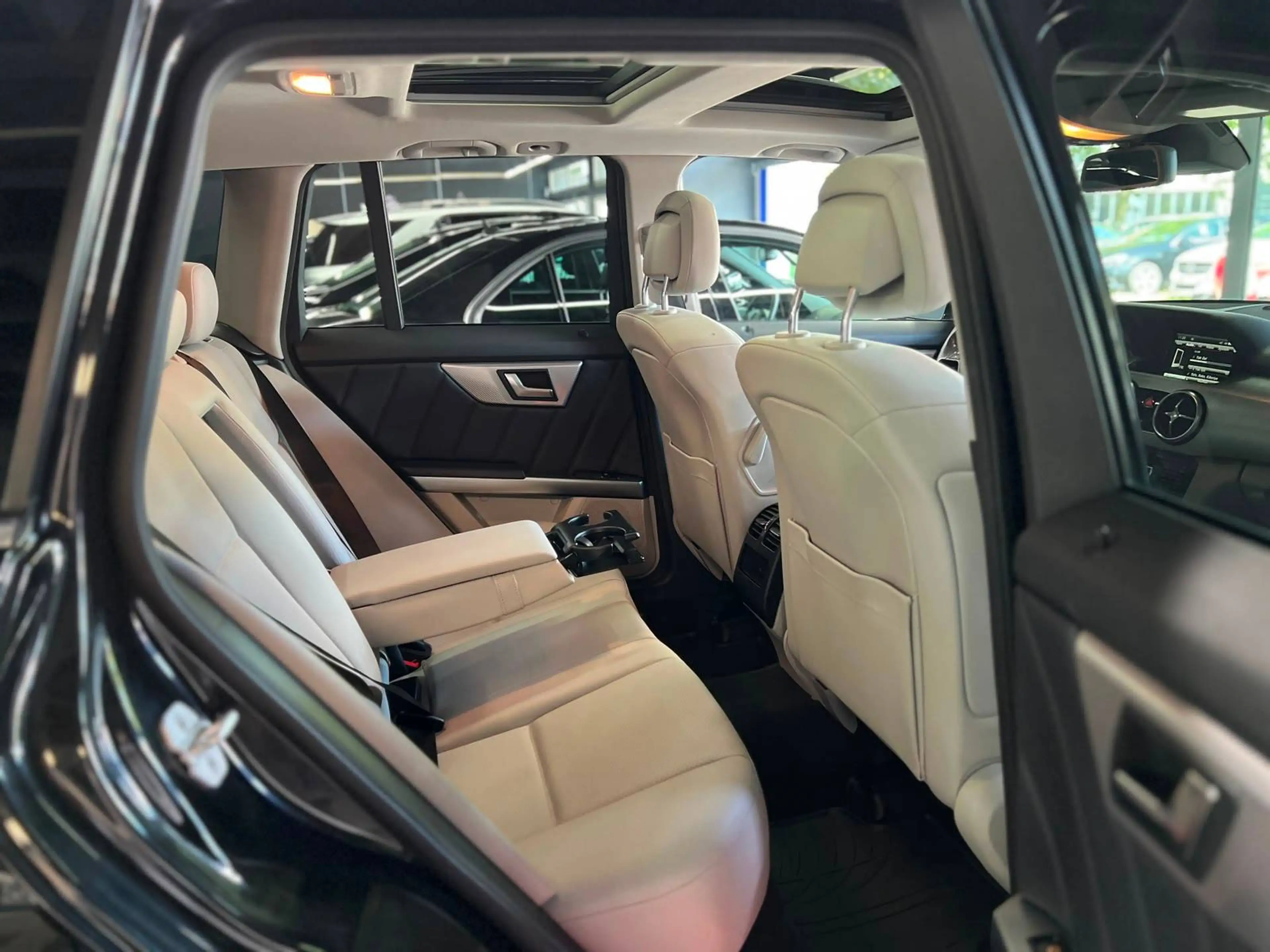 Mercedes-Benz GLK 250 GLK 250 CDI BlueTec 4Matic AMG Line (360°K,Pano) — photo 7
