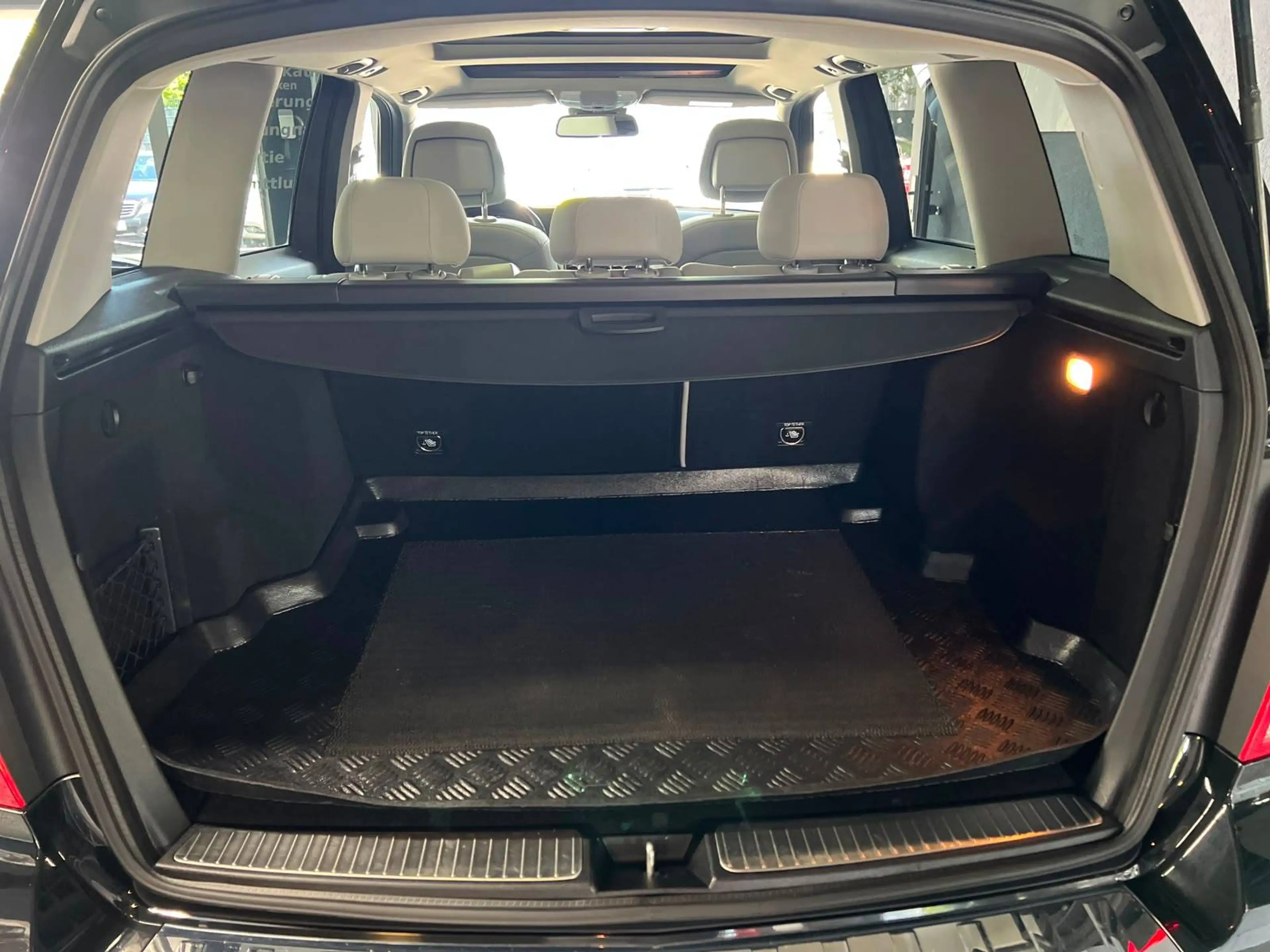 Mercedes-Benz GLK 250 GLK 250 CDI BlueTec 4Matic AMG Line (360°K,Pano) — photo 11