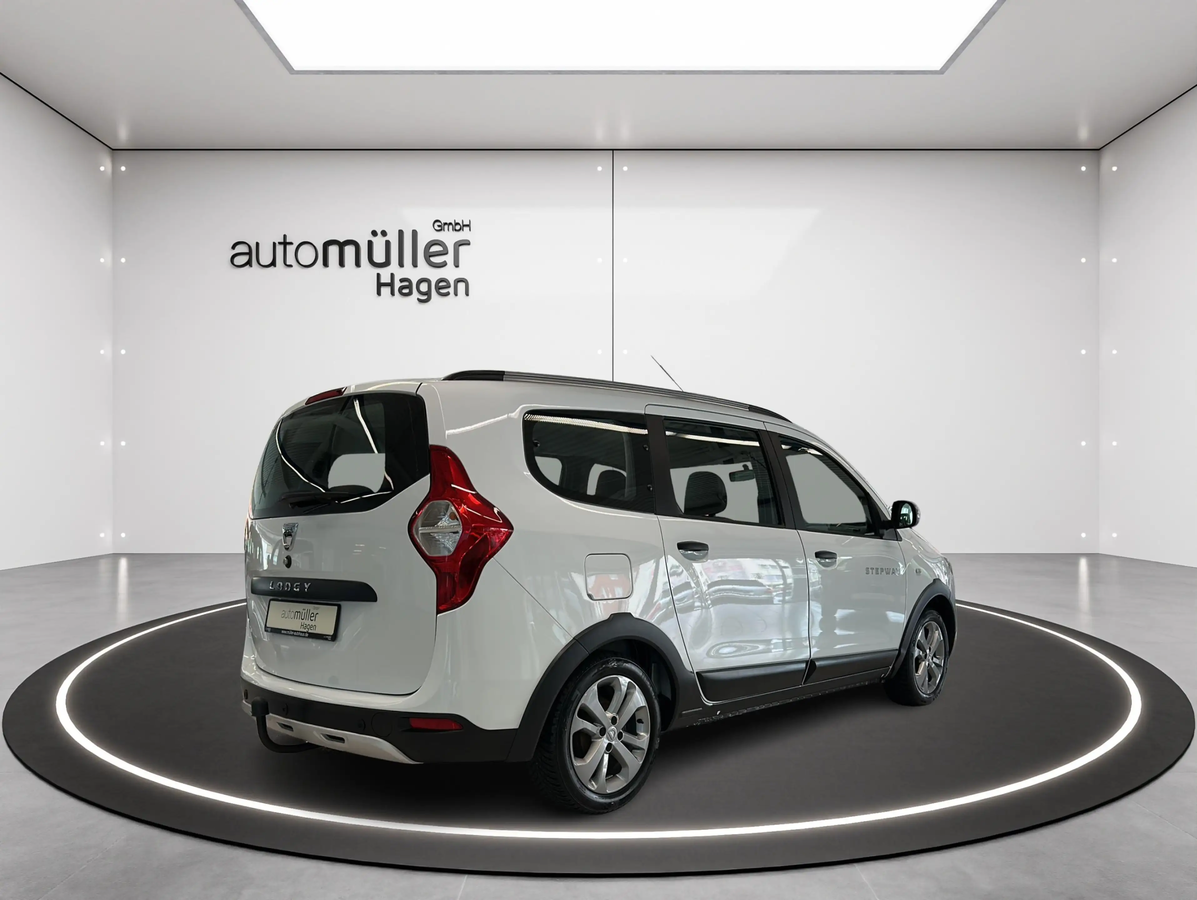 Dacia Lodgy 1.2 TCe Stepway|7 Sitze|Klima|Navi|ShZ|AHK — photo 6
