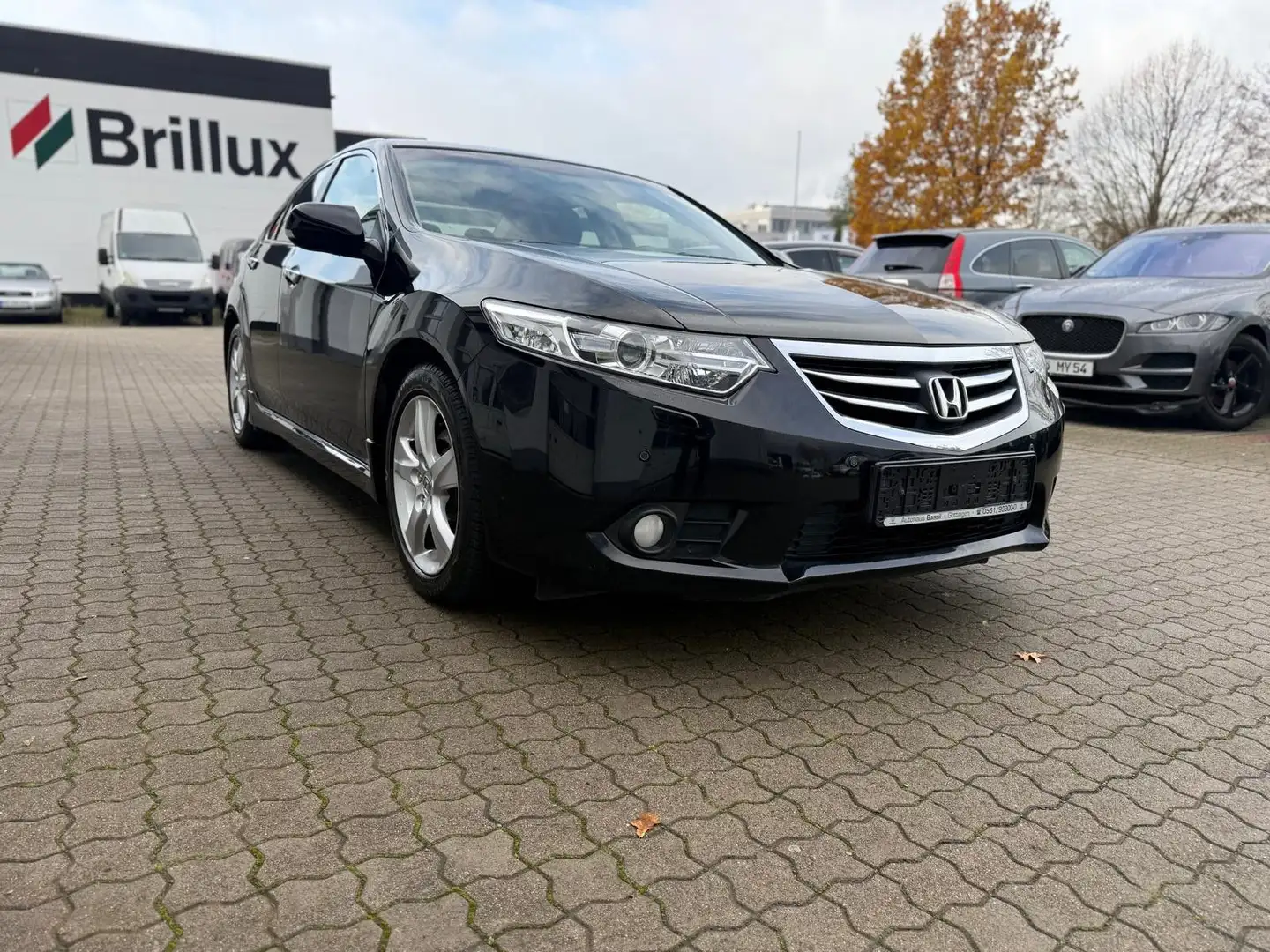 Honda Accord Lim. Elegance 50 Jahre Edition Czarny - 2