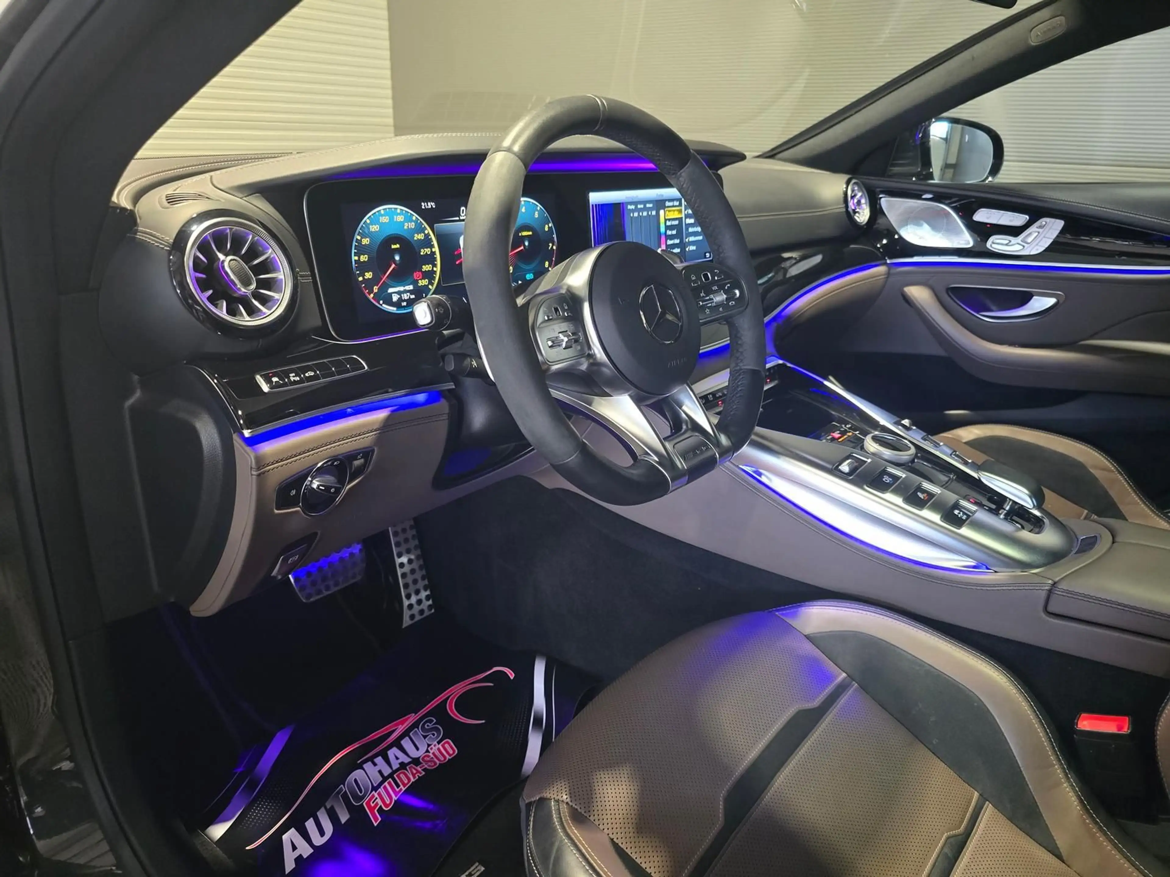 Mercedes-Benz AMG GT 43 4Matic+°Multibeam°Burmester°Spur°TWA°SD — photo 11