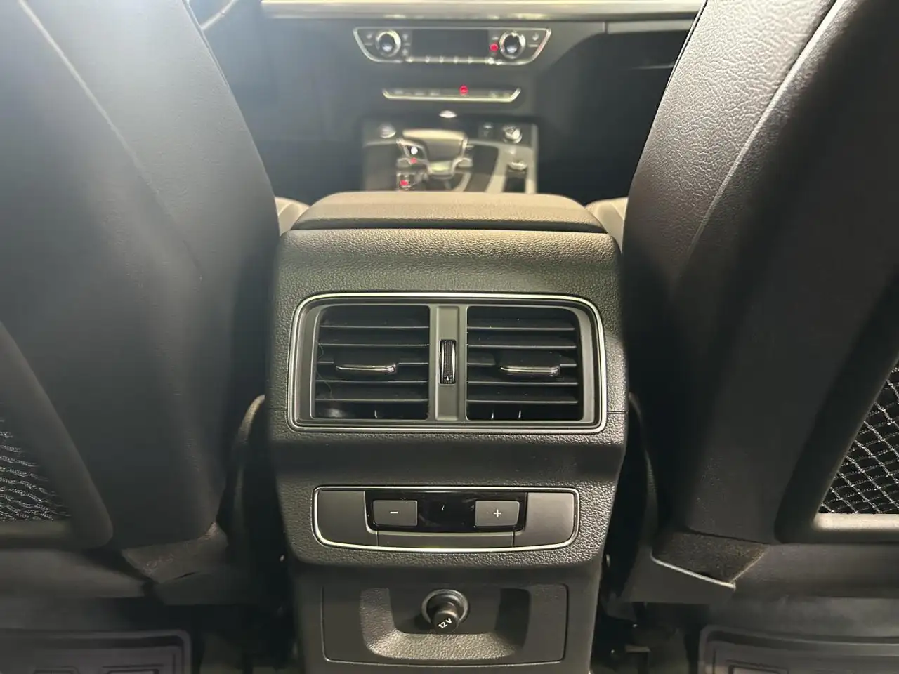 Audi Q5 photo Audi Q5