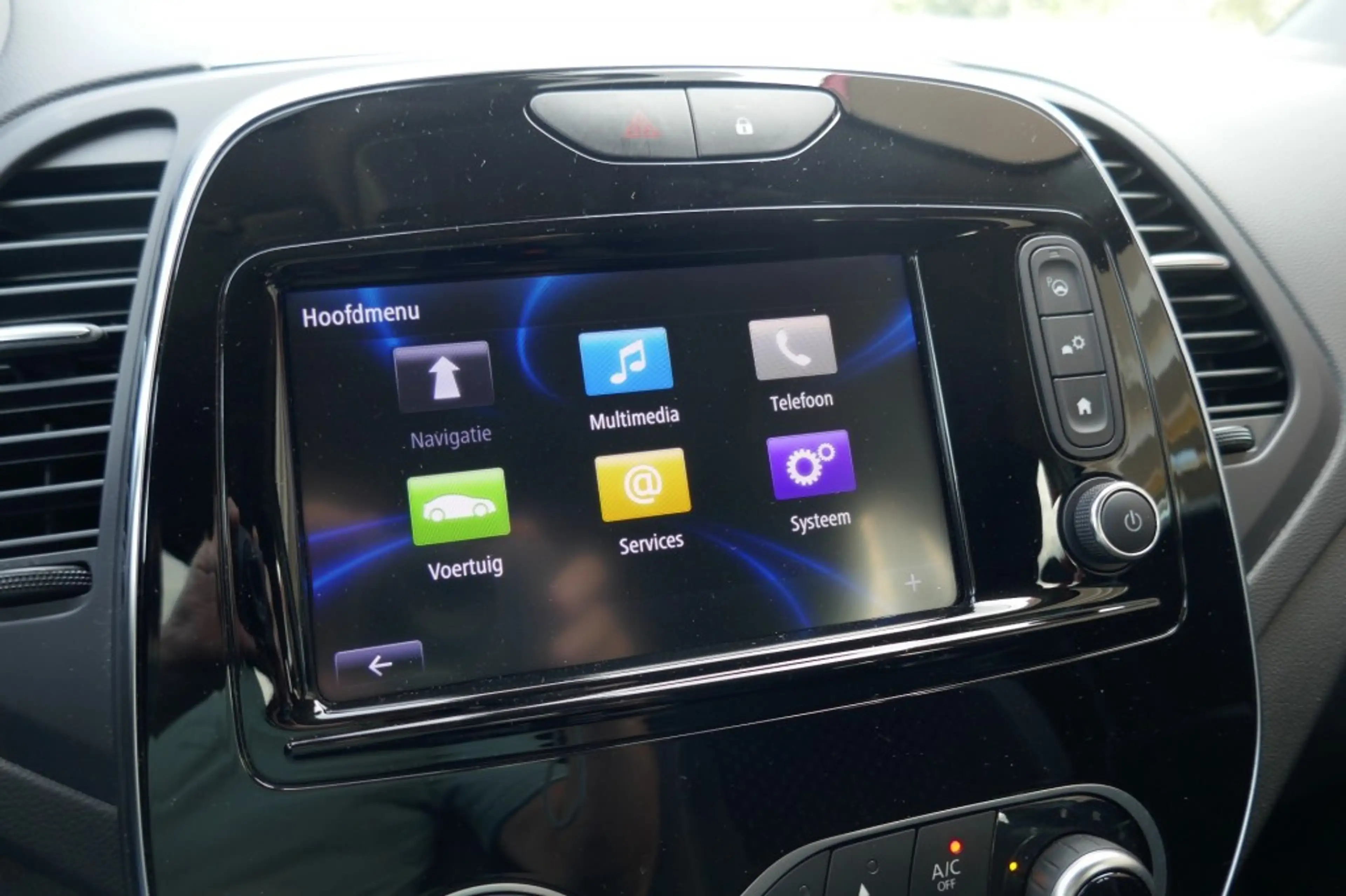 Renault Captur 0.9 TCE INTENS    R-LINK/CLIMA/NL-AUTO/TREKHAAK/CR — photo 10