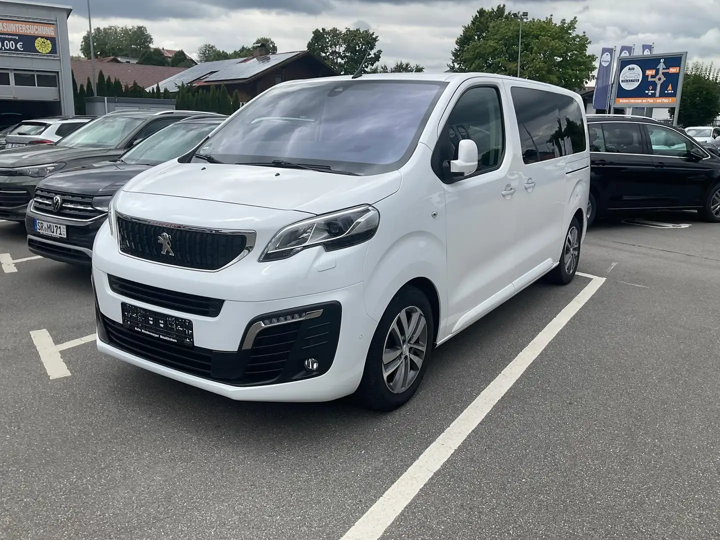 Peugeot Traveller 2.0 Blue-HDI AT Allure L2, AHK, Standheizung, Pano Blanc - 2