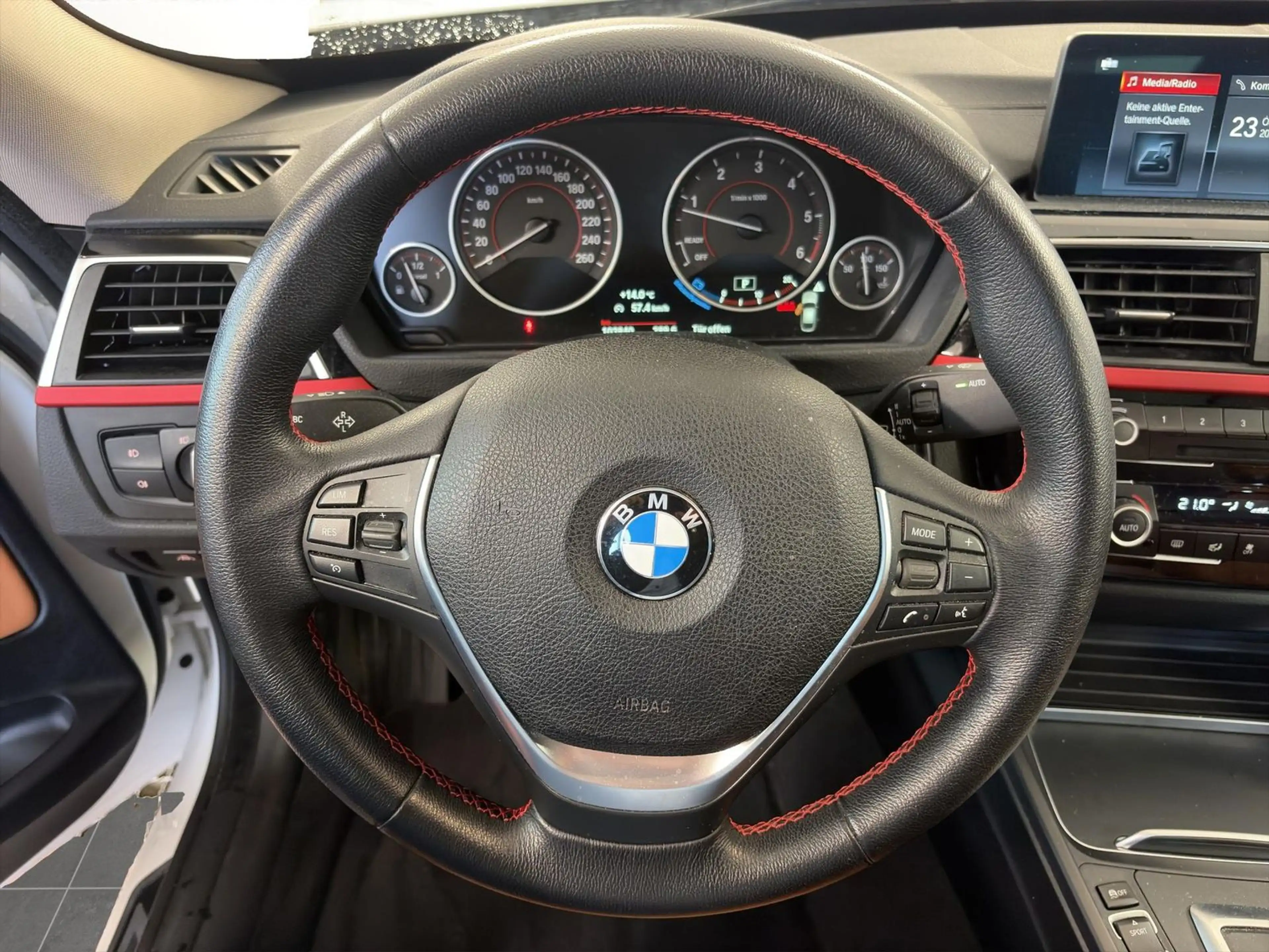 BMW 320 320d Sport L Pano Head-Up NaviProf Keyless — photo 11