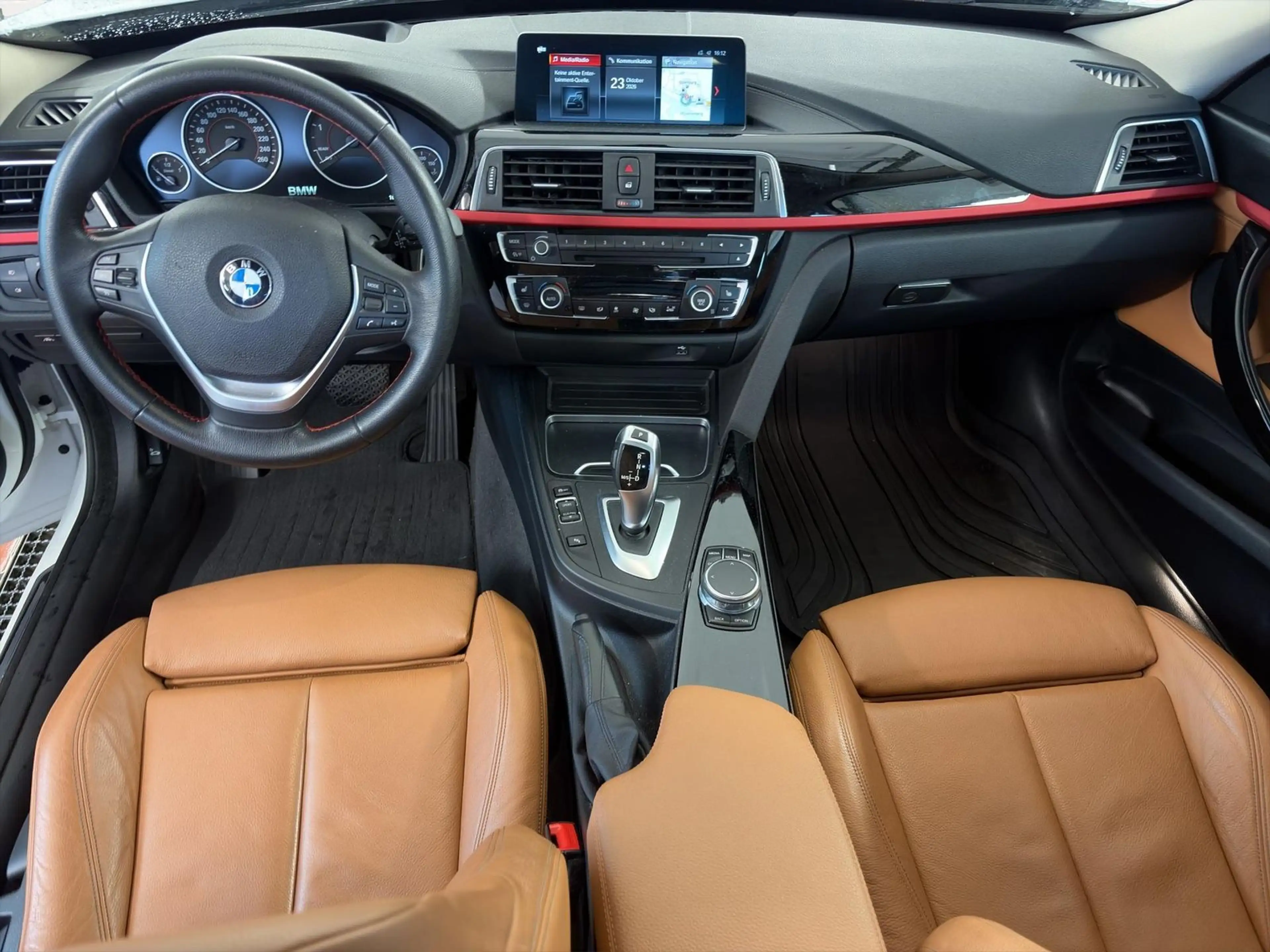 BMW 320 320d Sport L Pano Head-Up NaviProf Keyless — photo 10