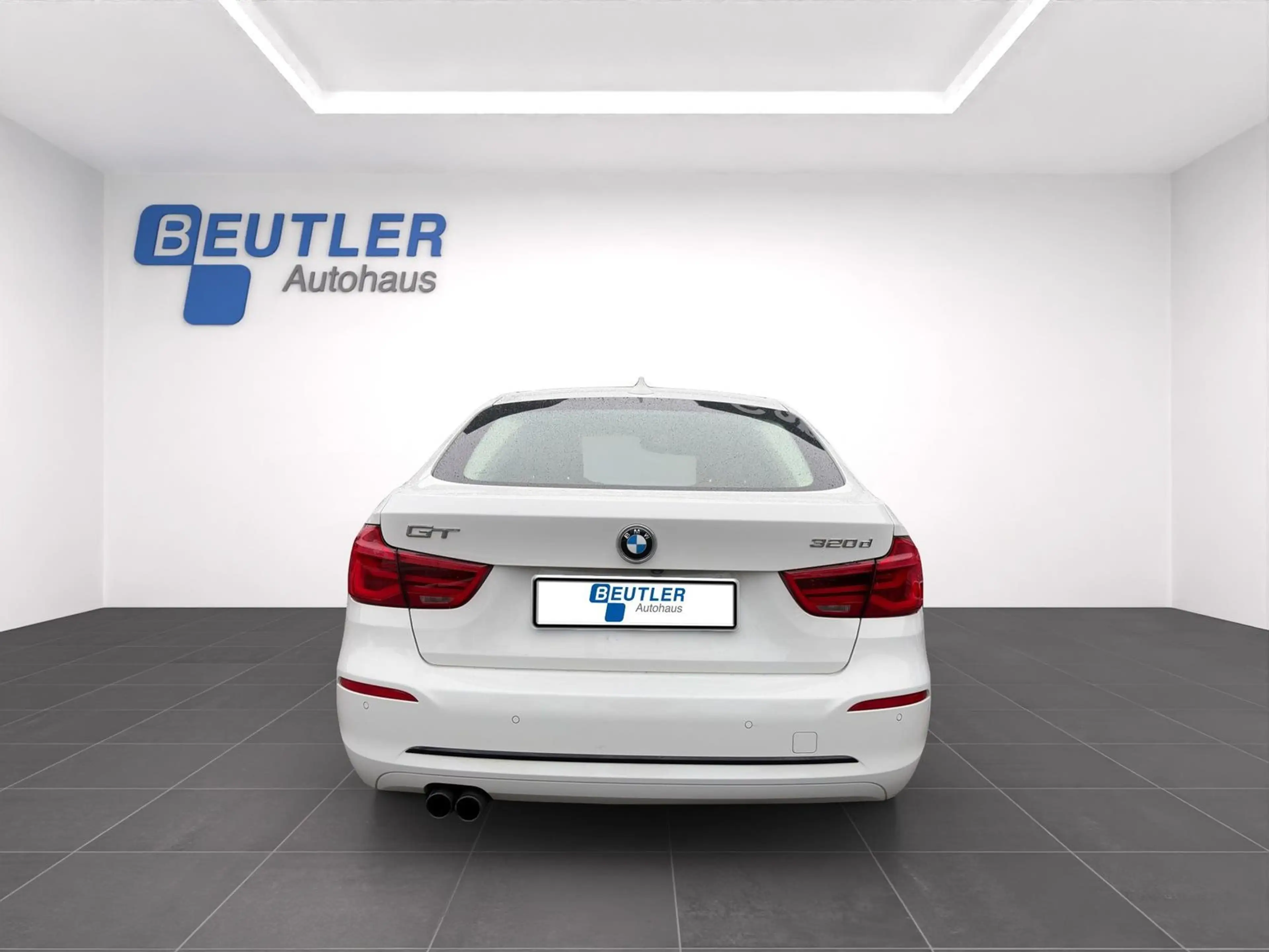 BMW 320 320d Sport L Pano Head-Up NaviProf Keyless — photo 5