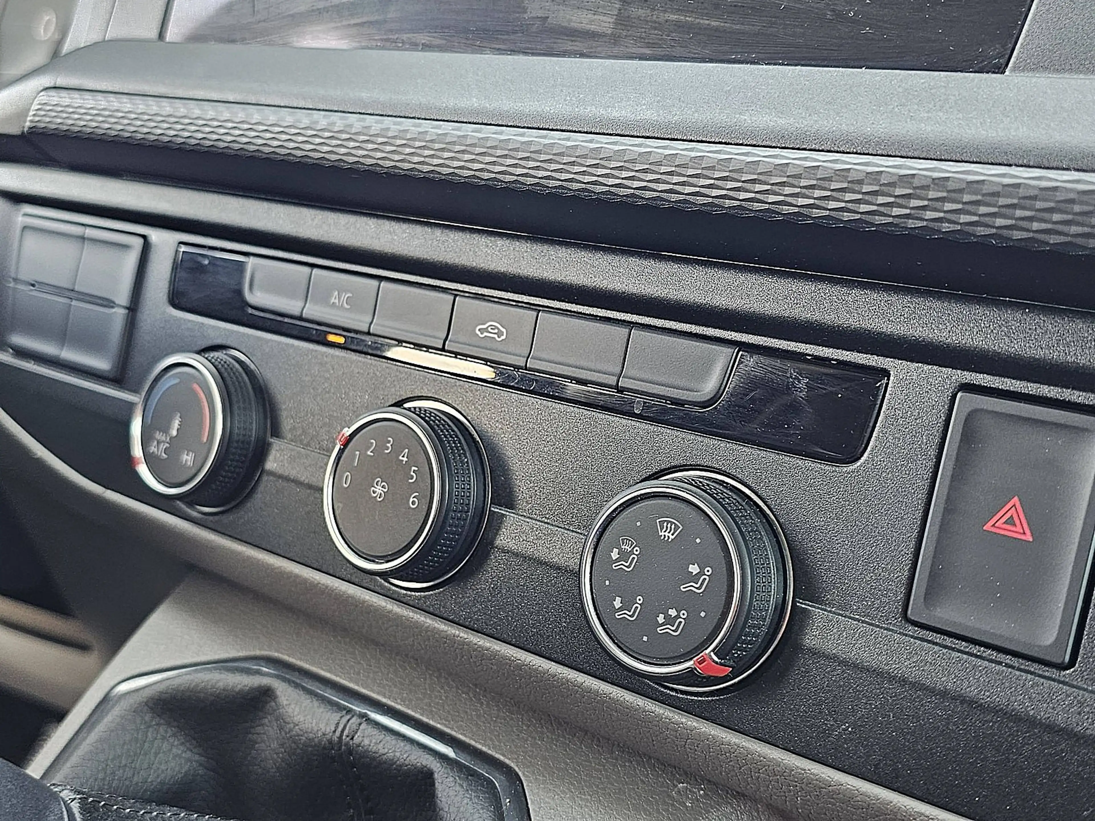 Volkswagen Transporter 2.0 TDI T6.1 L2 Carplay NAP! — photo 10
