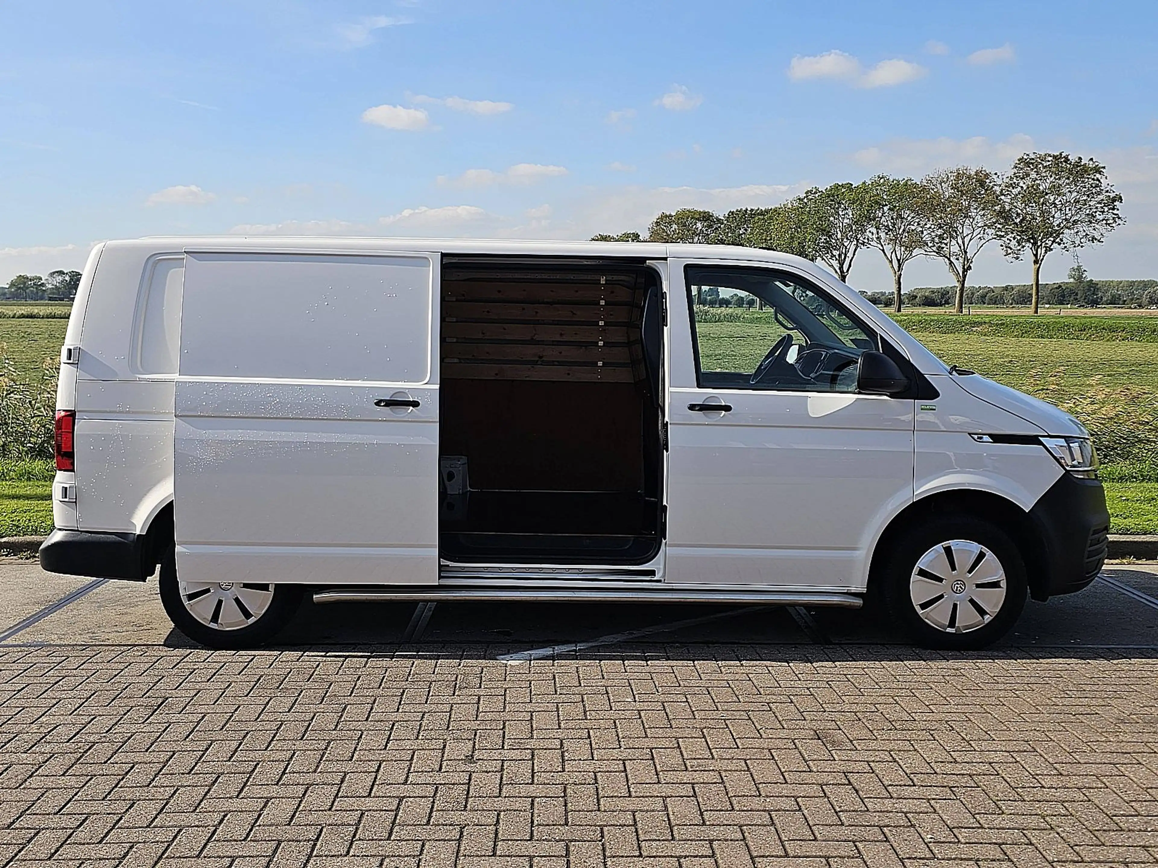 Volkswagen Transporter 2.0 TDI T6.1 L2 Carplay NAP! — photo 14