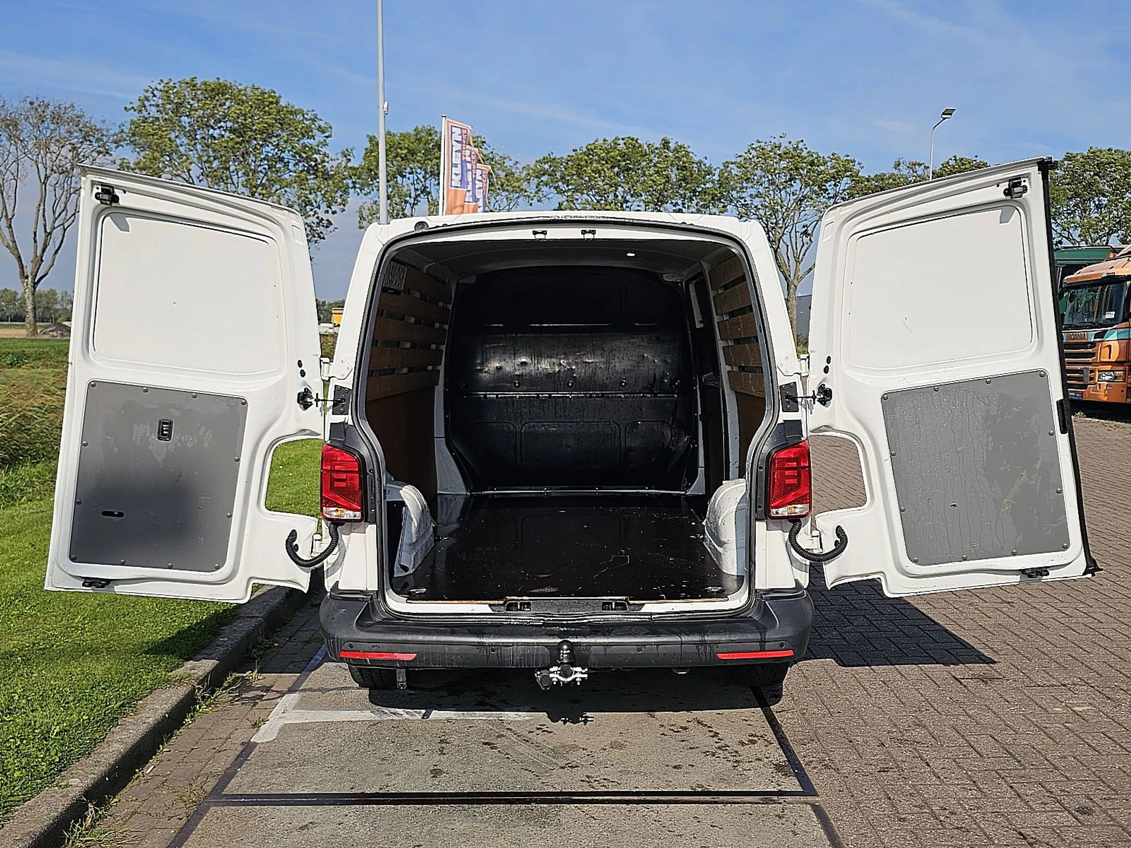 Volkswagen Transporter 2.0 TDI T6.1 L2 Carplay NAP! — photo 13