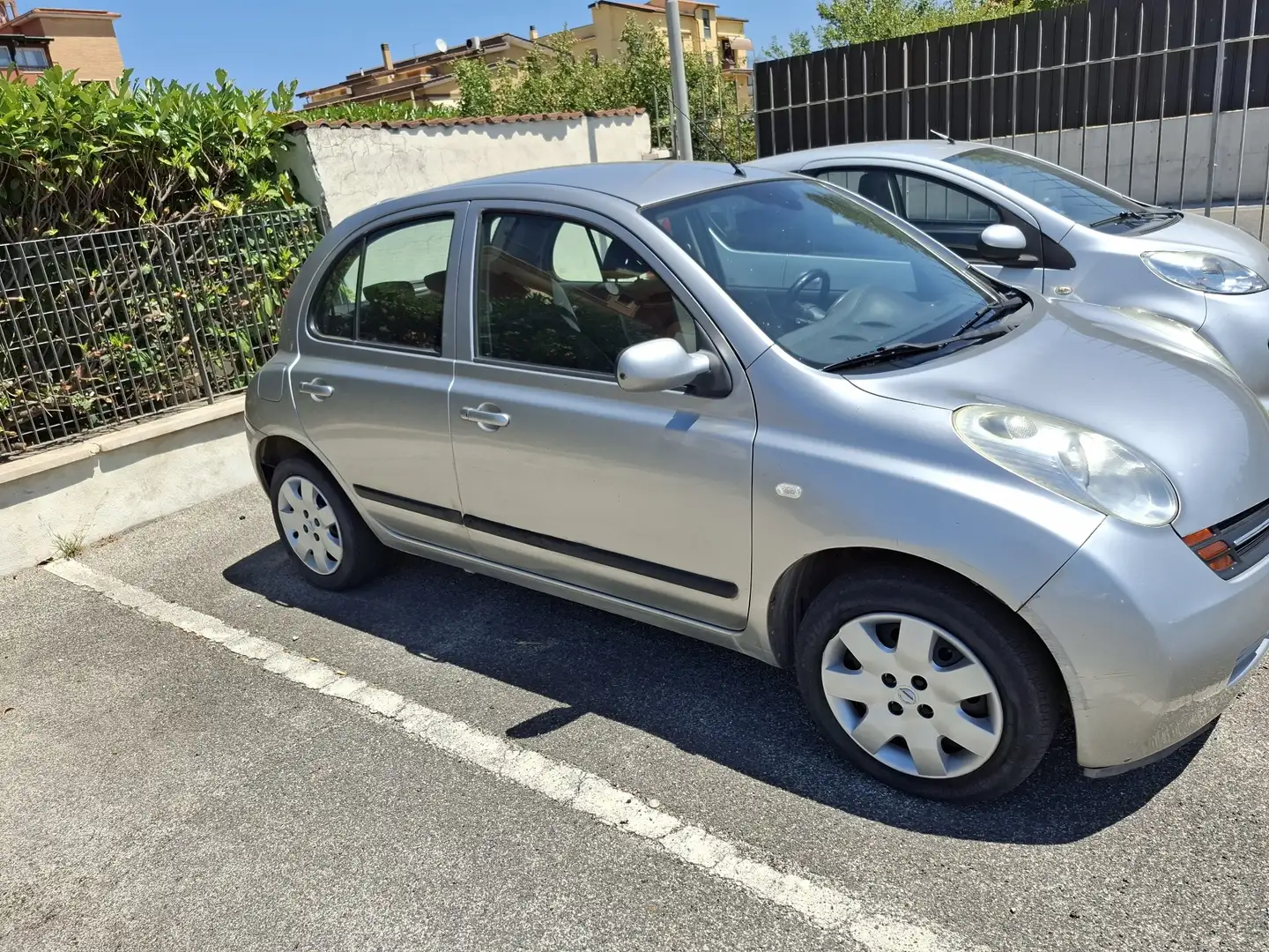 Nissan Micra 3p 1.0 Junior c/SS - 2