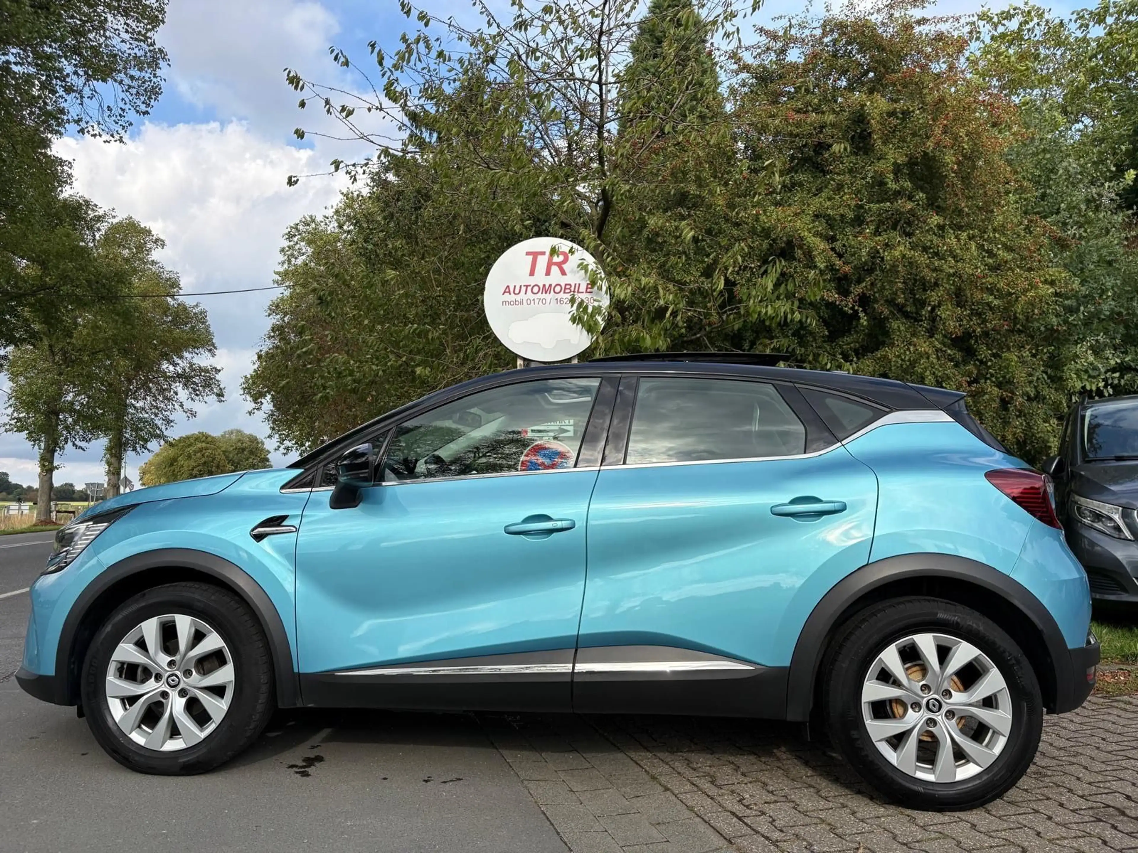 Renault Captur II Intens — photo 8