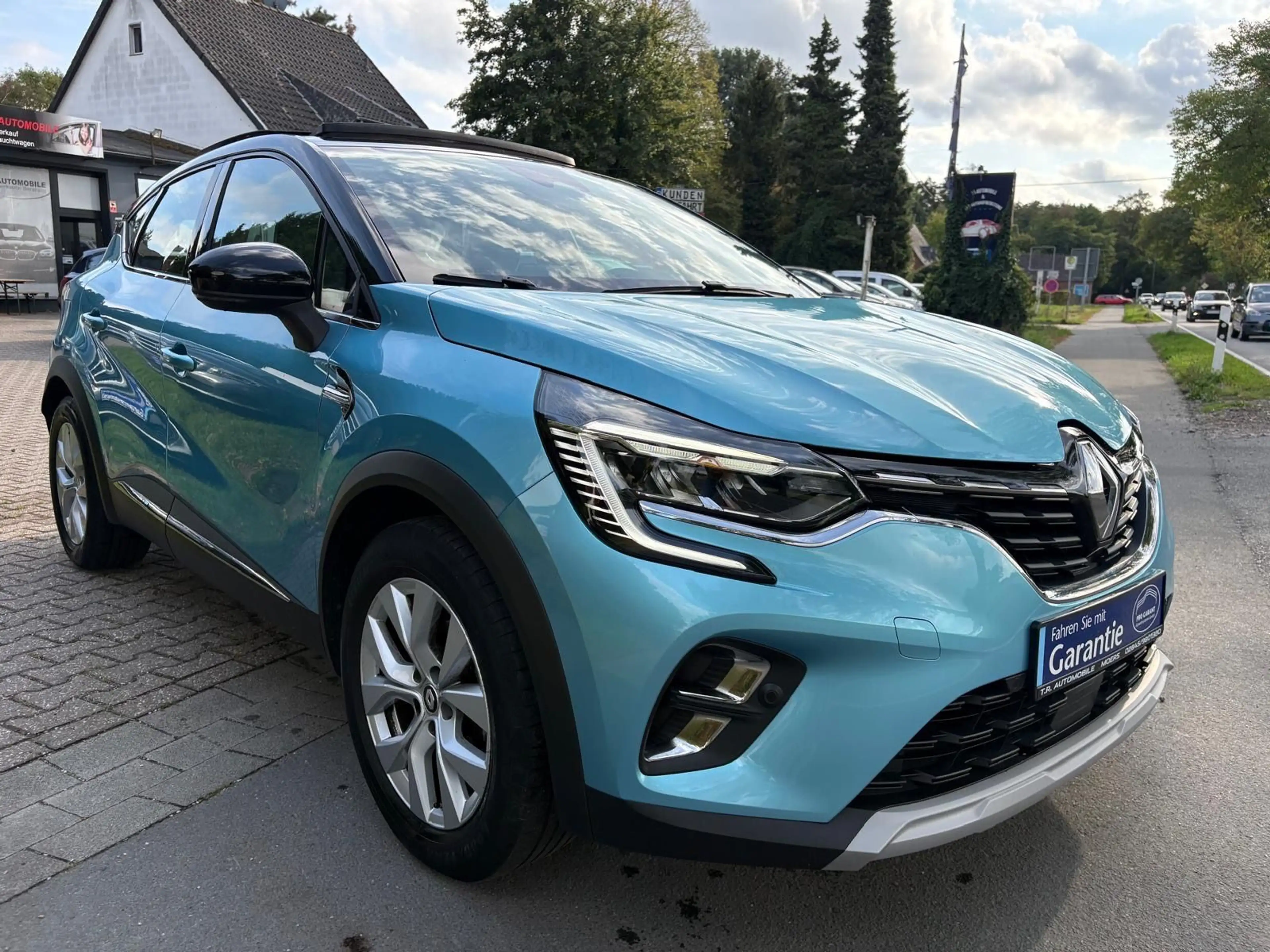 Renault Captur II Intens — photo 2