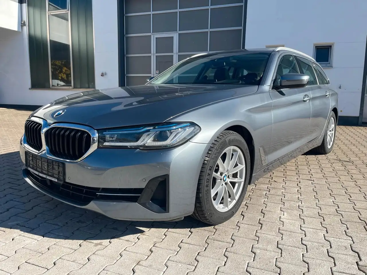 BMW 520