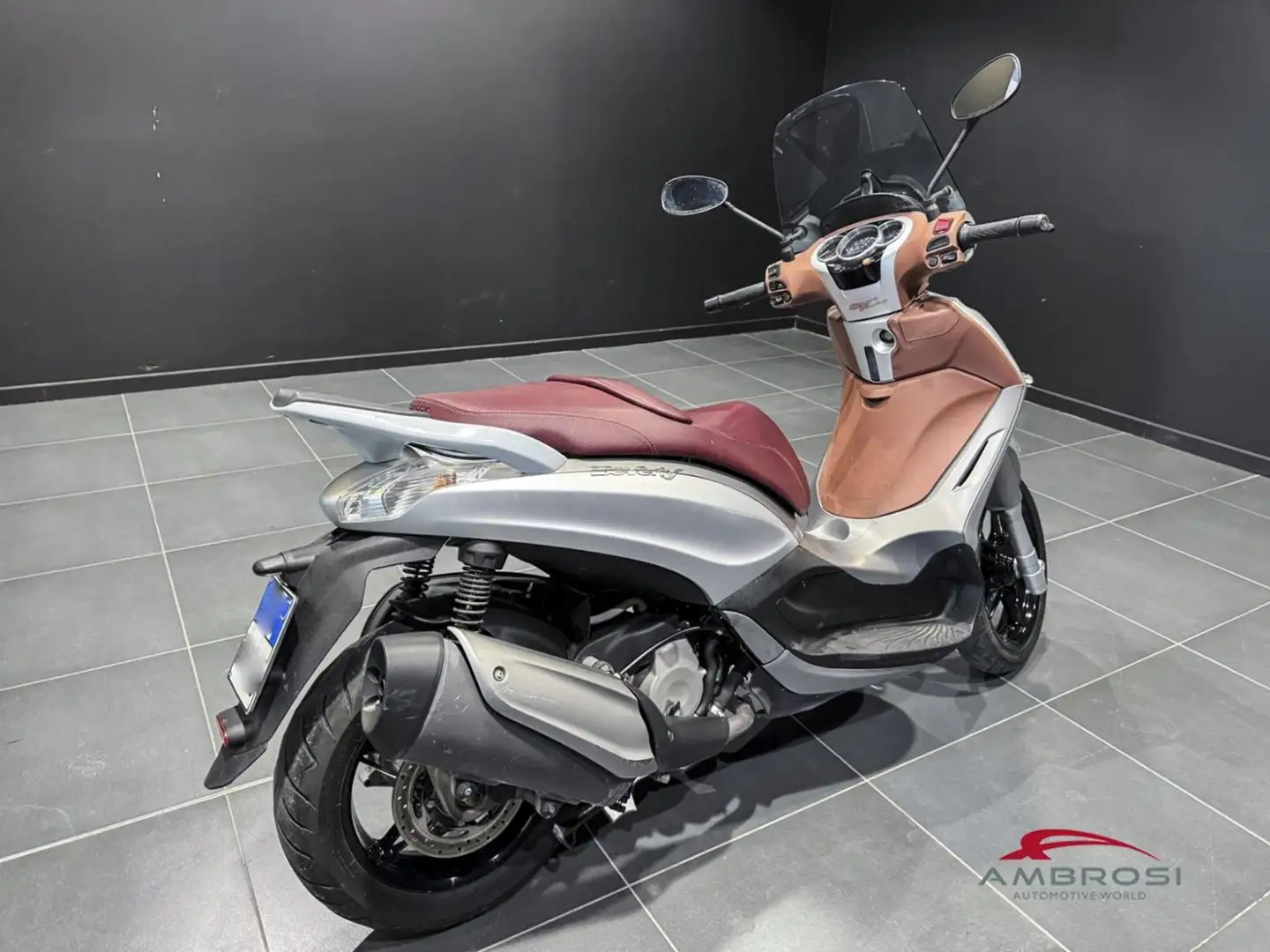 Piaggio Beverly 500 BEVERLY Grigio - 2