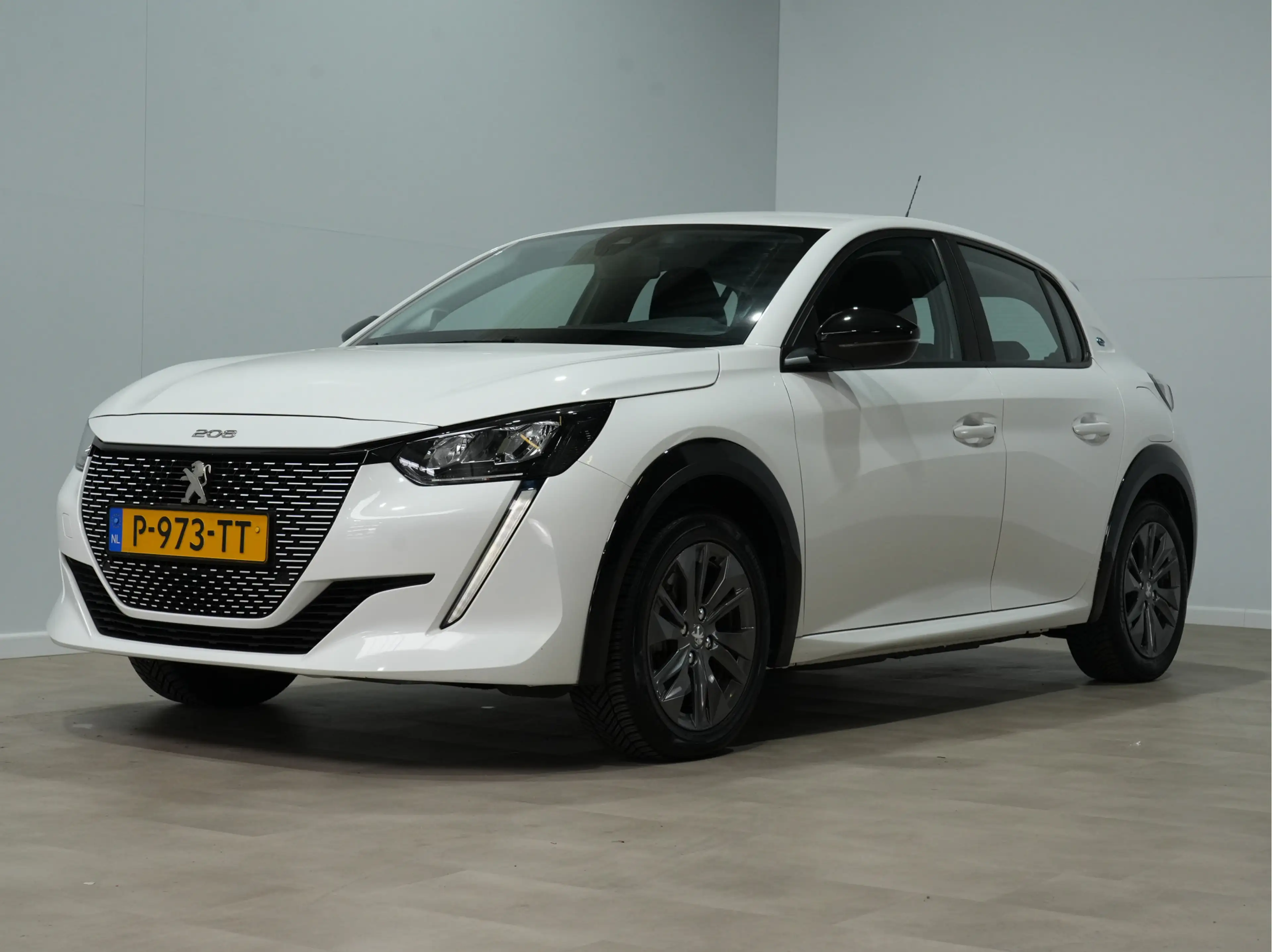 Peugeot e-208 EV Active Pack 50 kWh WM — photo 2