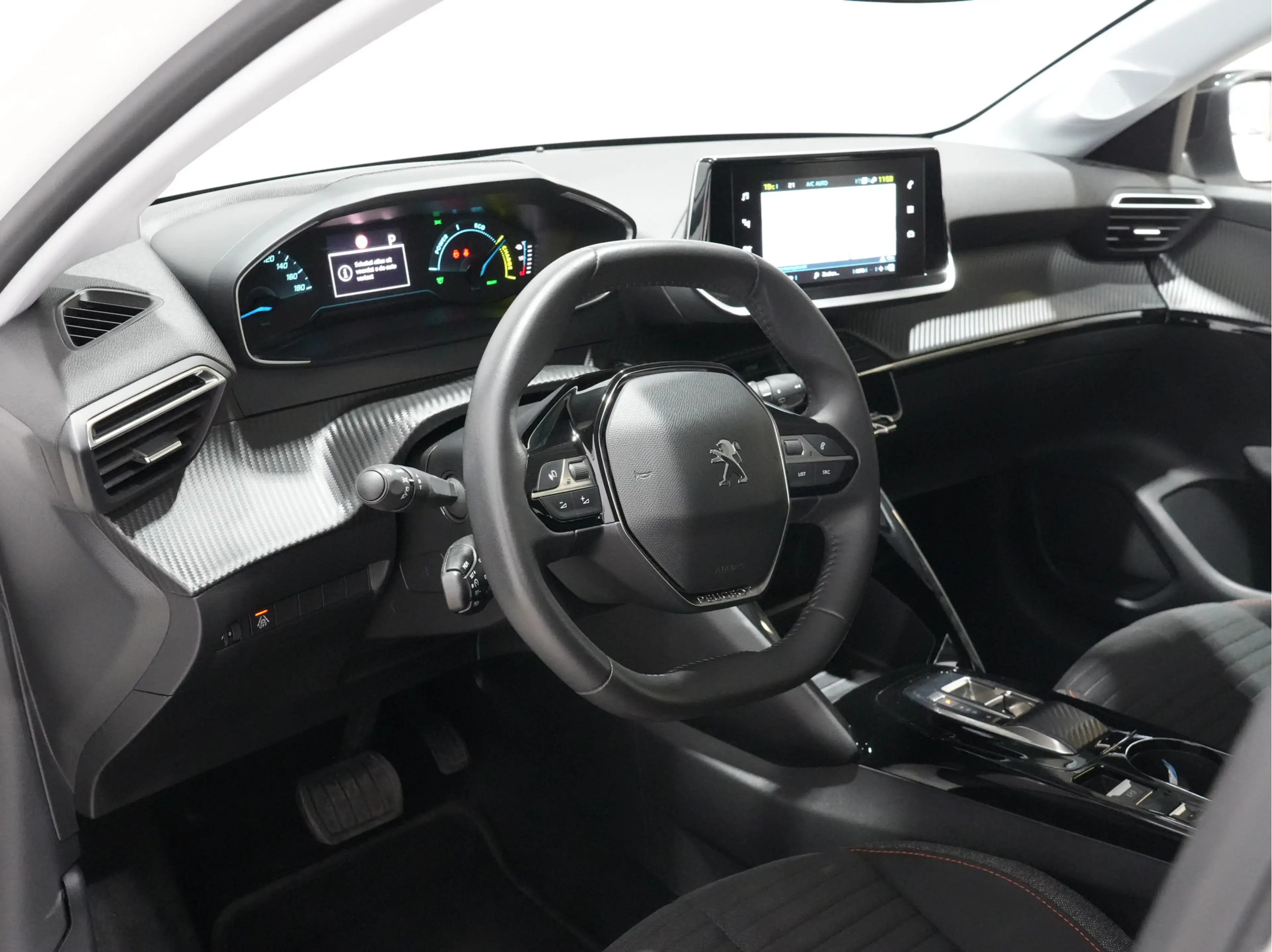 Peugeot e-208 EV Active Pack 50 kWh WM — photo 14