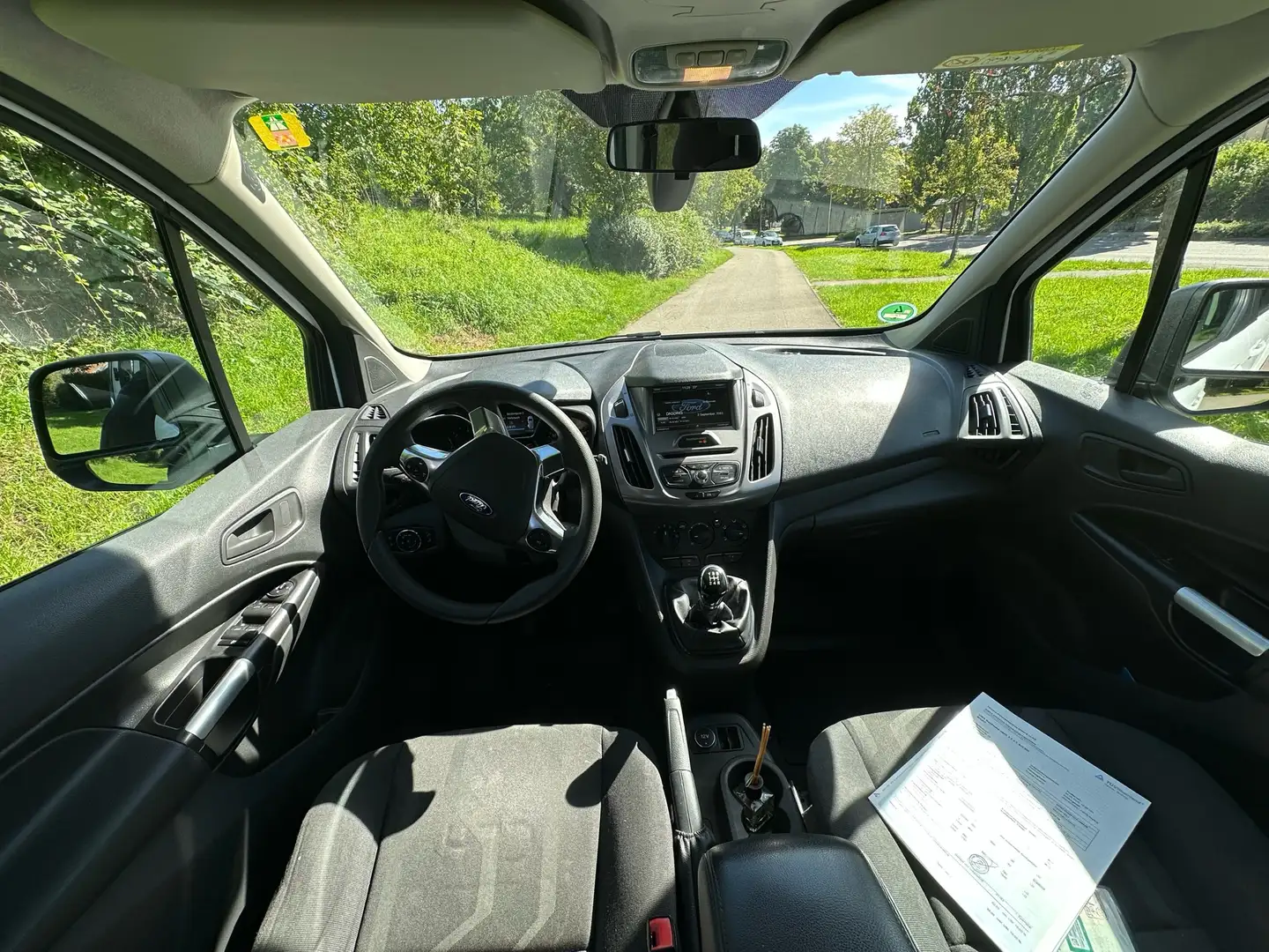 Ford Tourneo Connect 1.6 TDCi Ambiente TÜV NEU Wit - 2