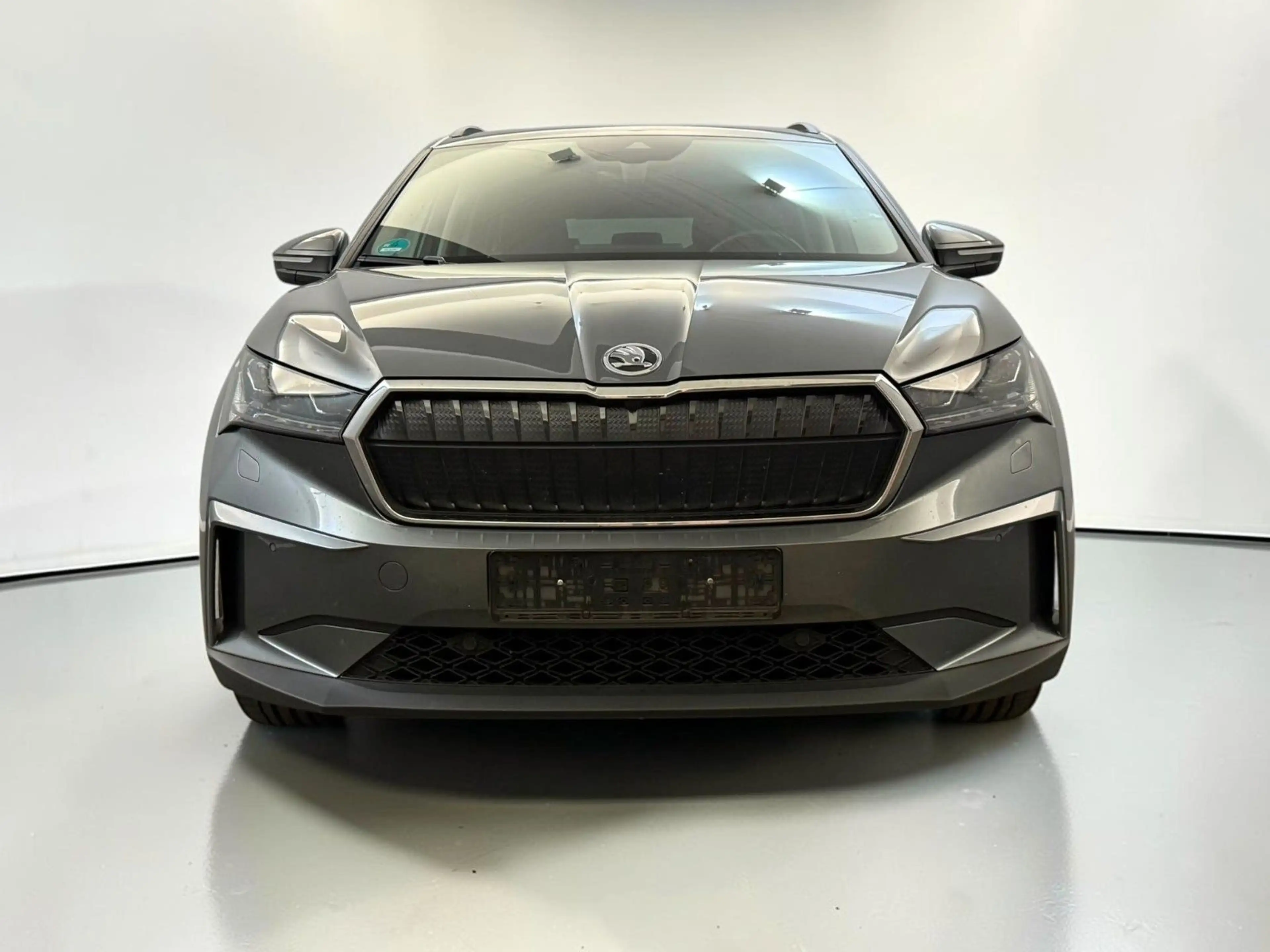 Skoda Enyaq 60 Loft*Pano*1.Hd*Scheckheft*ACC*AHK*PLUS — photo 2
