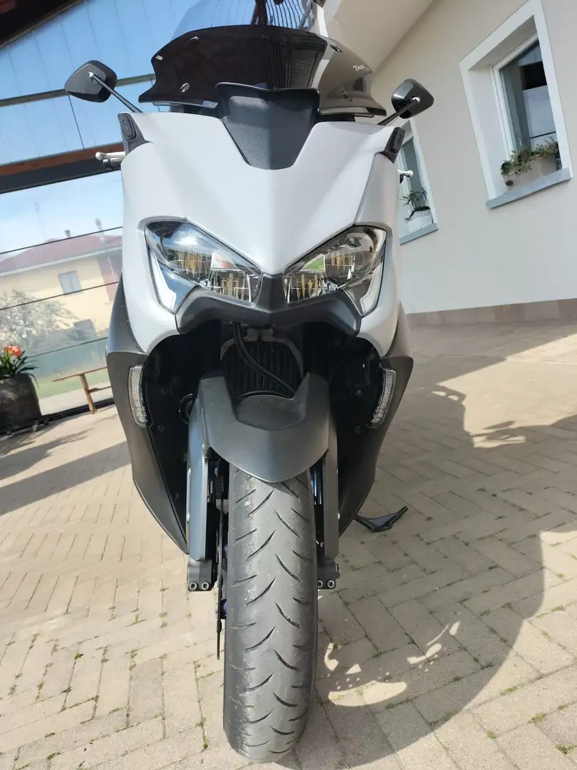 Yamaha TMAX 560 turbo Magistrati racing Argento - 1