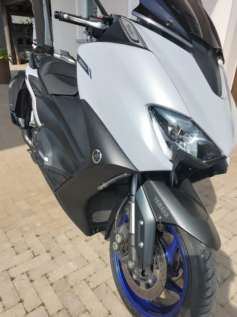 Yamaha TMAX 560 turbo Magistrati racing Argento - 2