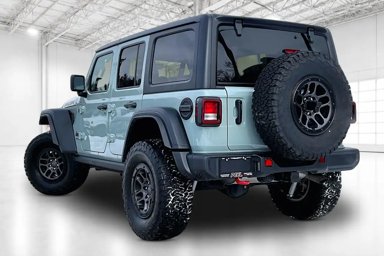 Jeep Wrangler снимка Jeep Wrangler