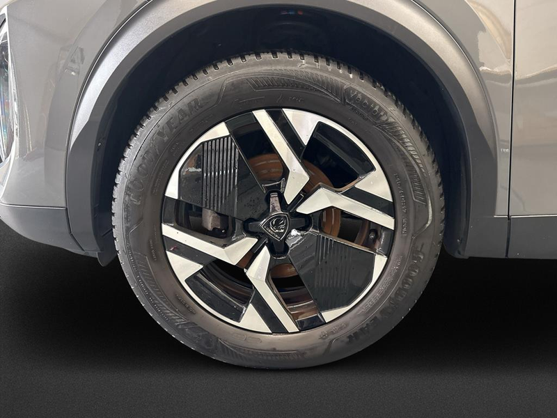 Peugeot 2008 1.2 PureTech 130 Allure — photo 7