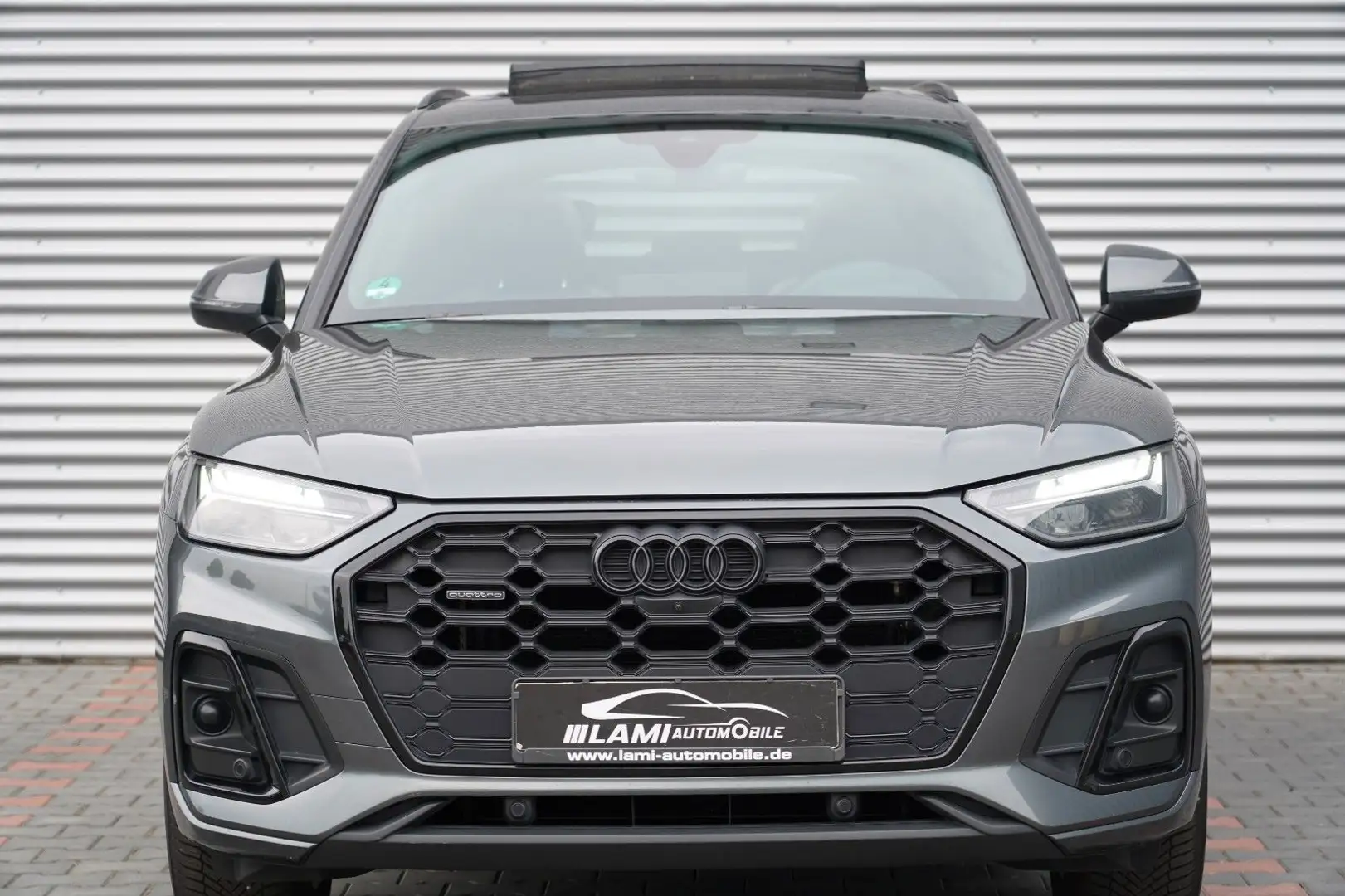 Audi Q5 40TDI quattro S line NAPPA PANO 360 AHK HUD Grijs - 2