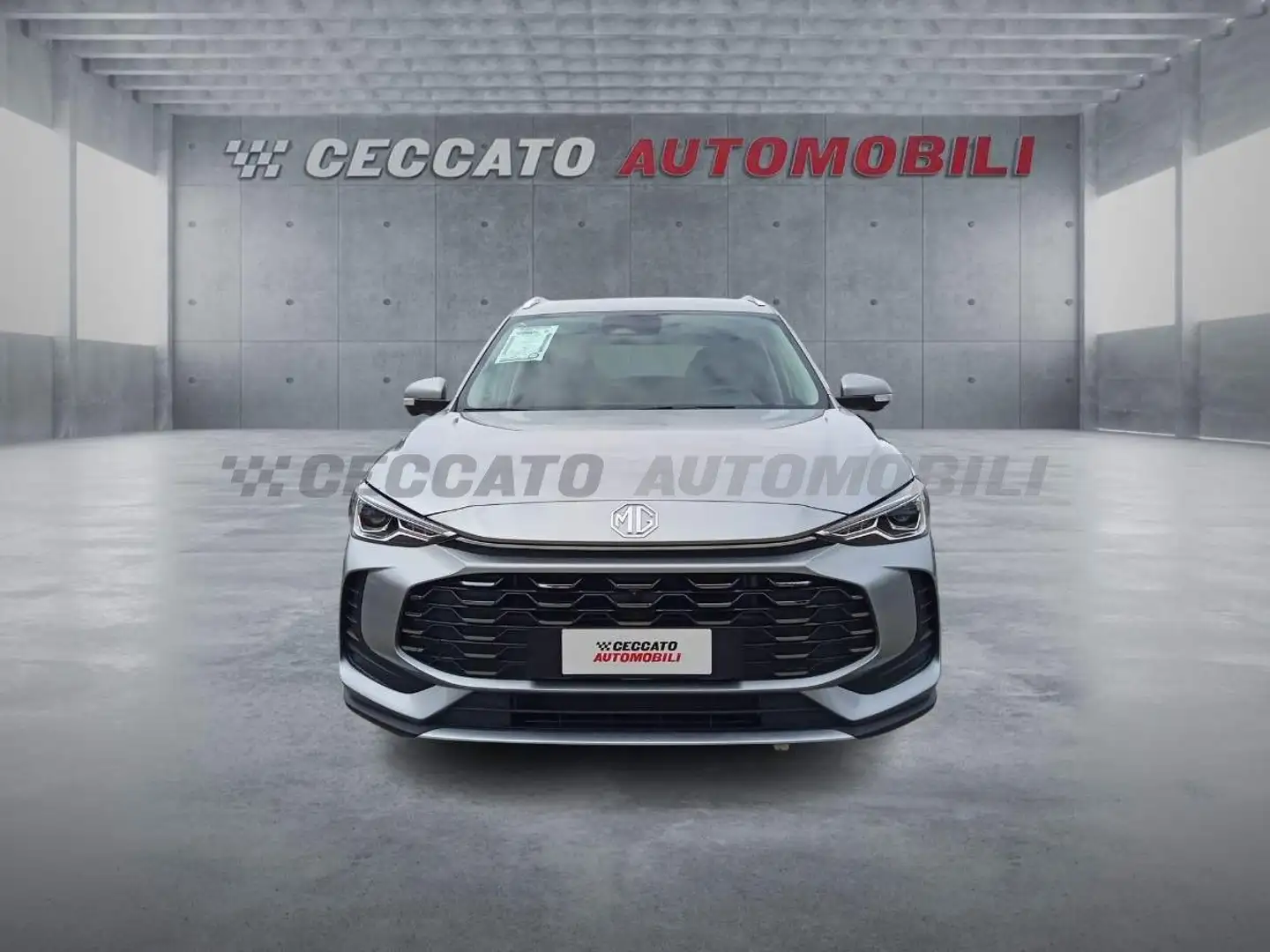 MG ZS ZS HEV LUXURY Silver Argento - 2