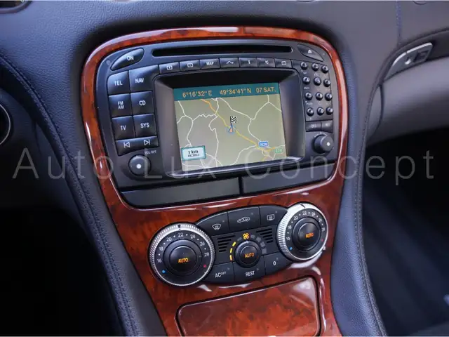 Mercedes-Benz SL view 15