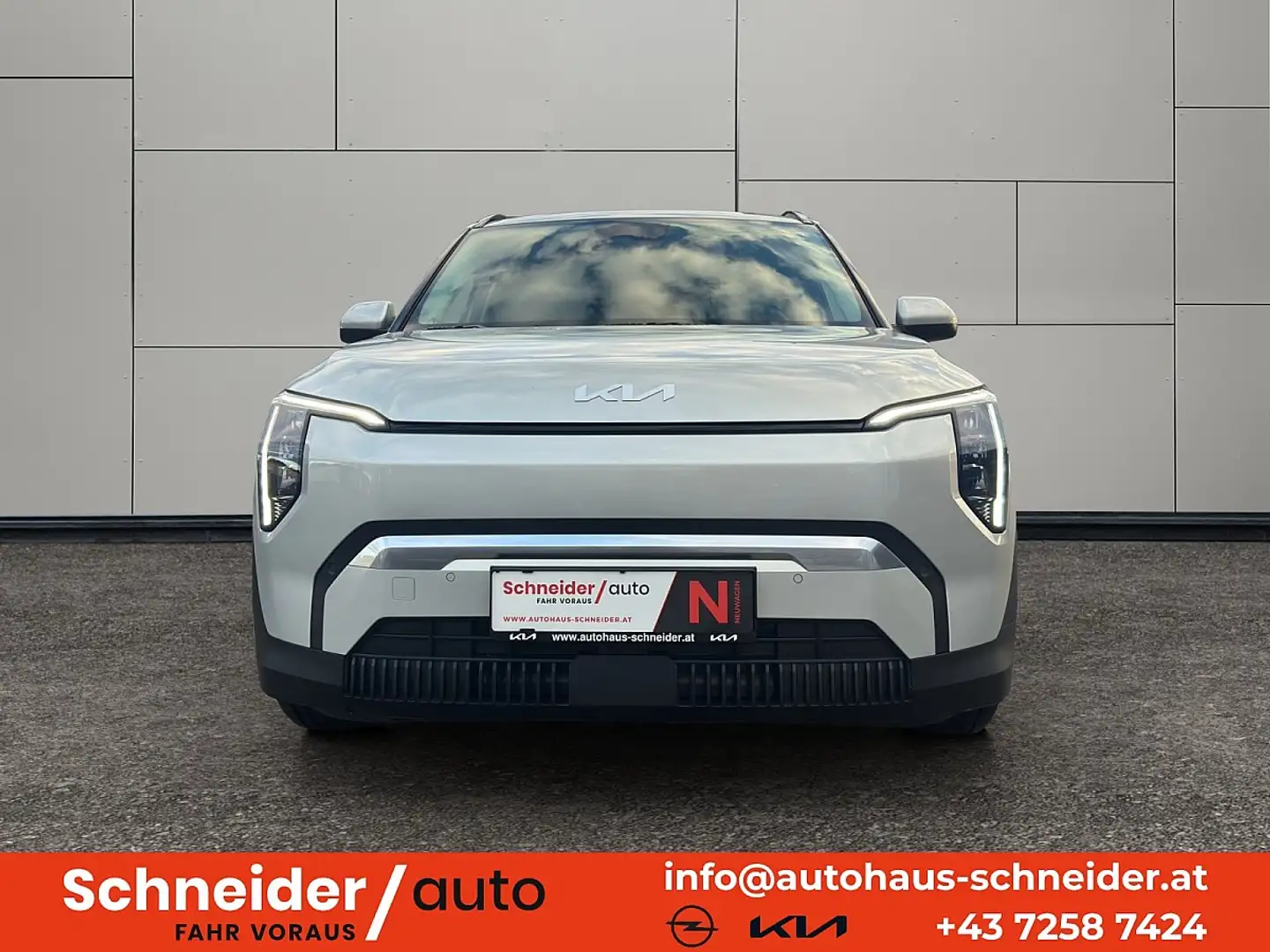 Kia EV3 FWD 81,4kWh Long Range Earth Silber - 2