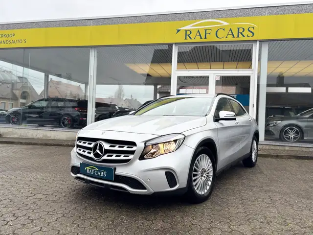 Mercedes-Benz GLA 180 GLA 180 / GARANTIE / CARPASS / TOPSTAAT! /